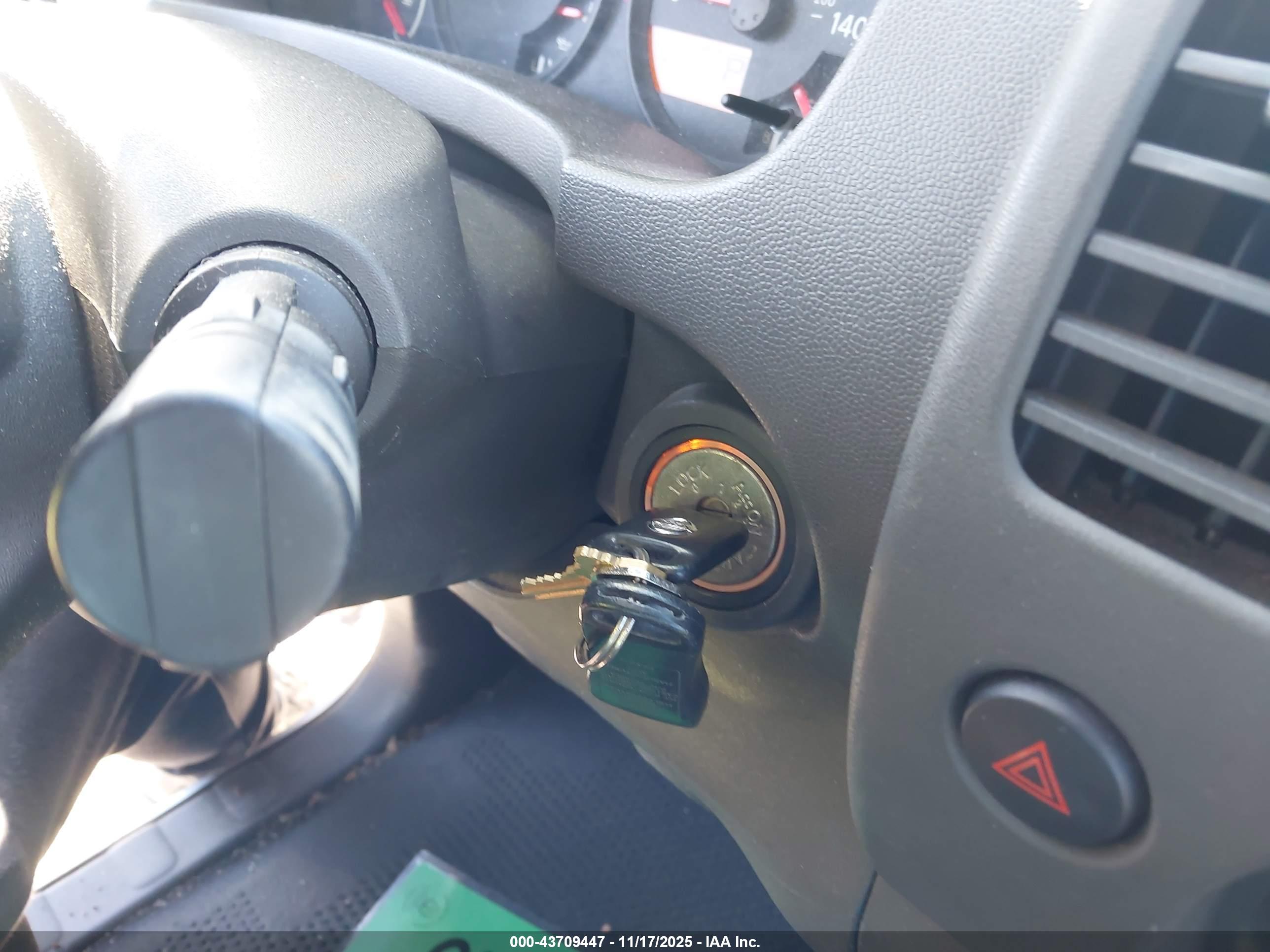 NISSAN XTERRA image 11