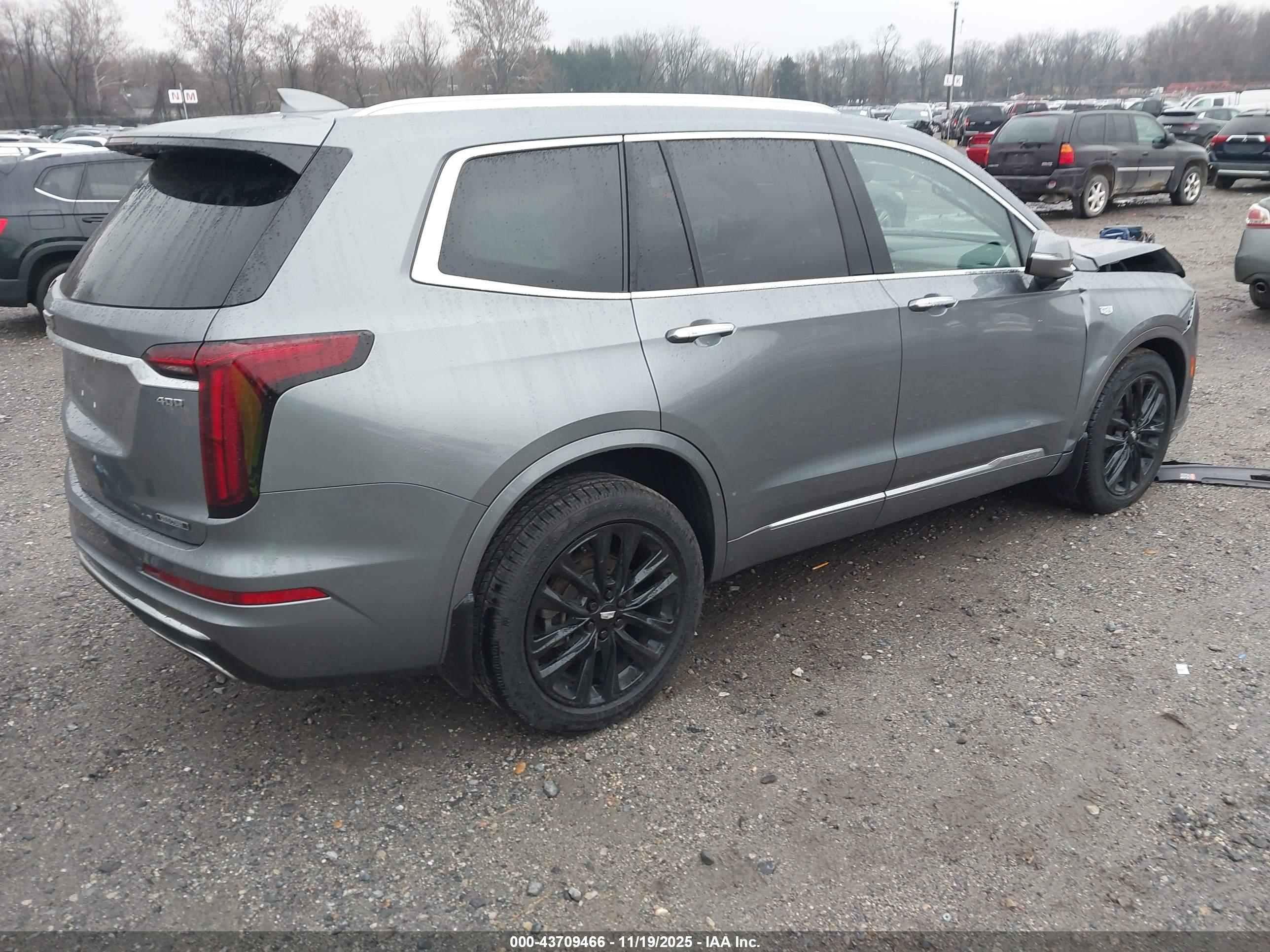 CADILLAC XT6 image 4