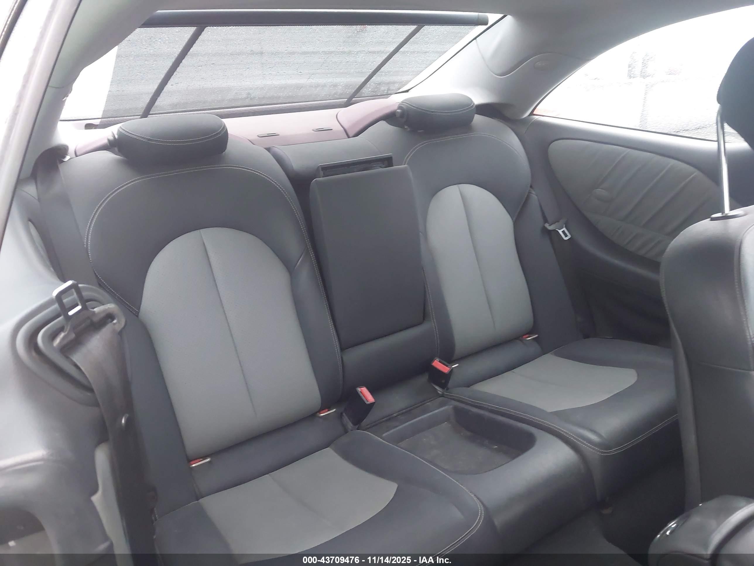 MERCEDES-BENZ CLK image 8
