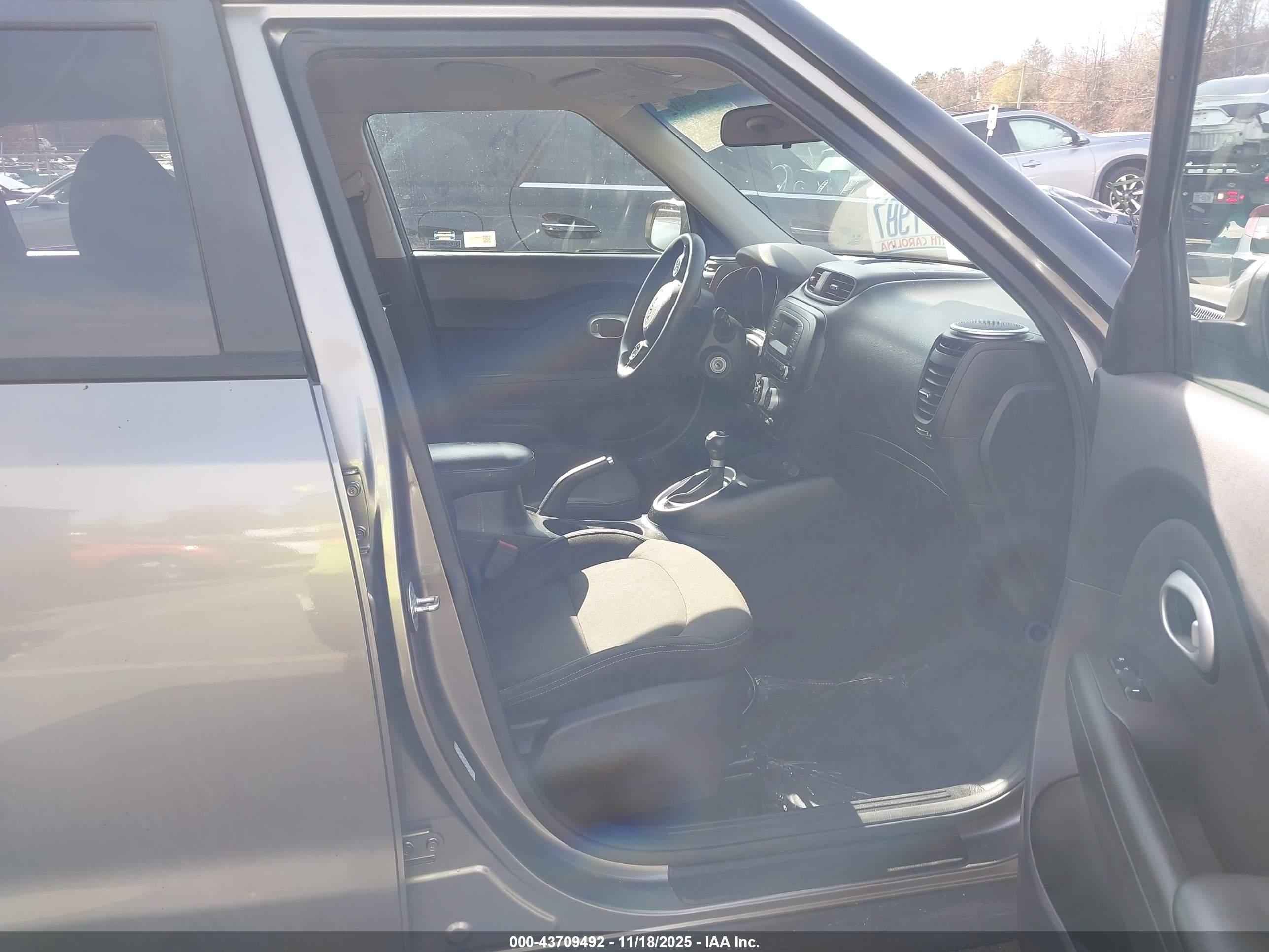 KIA SOUL image 5