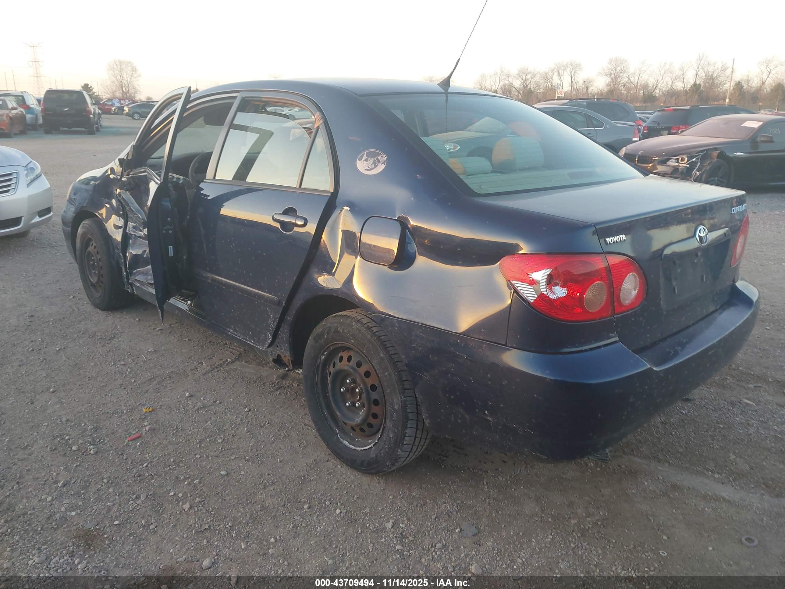 TOYOTA COROLLA image 3