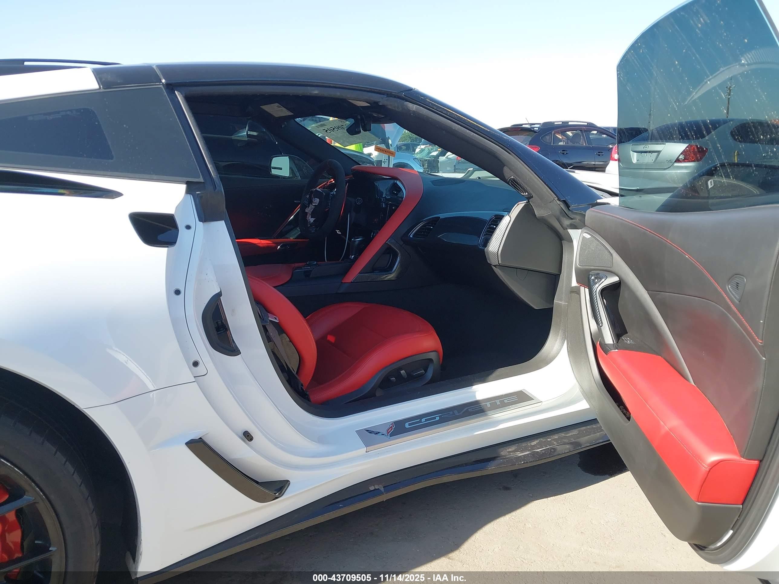 CHEVROLET CORVETTE image 5