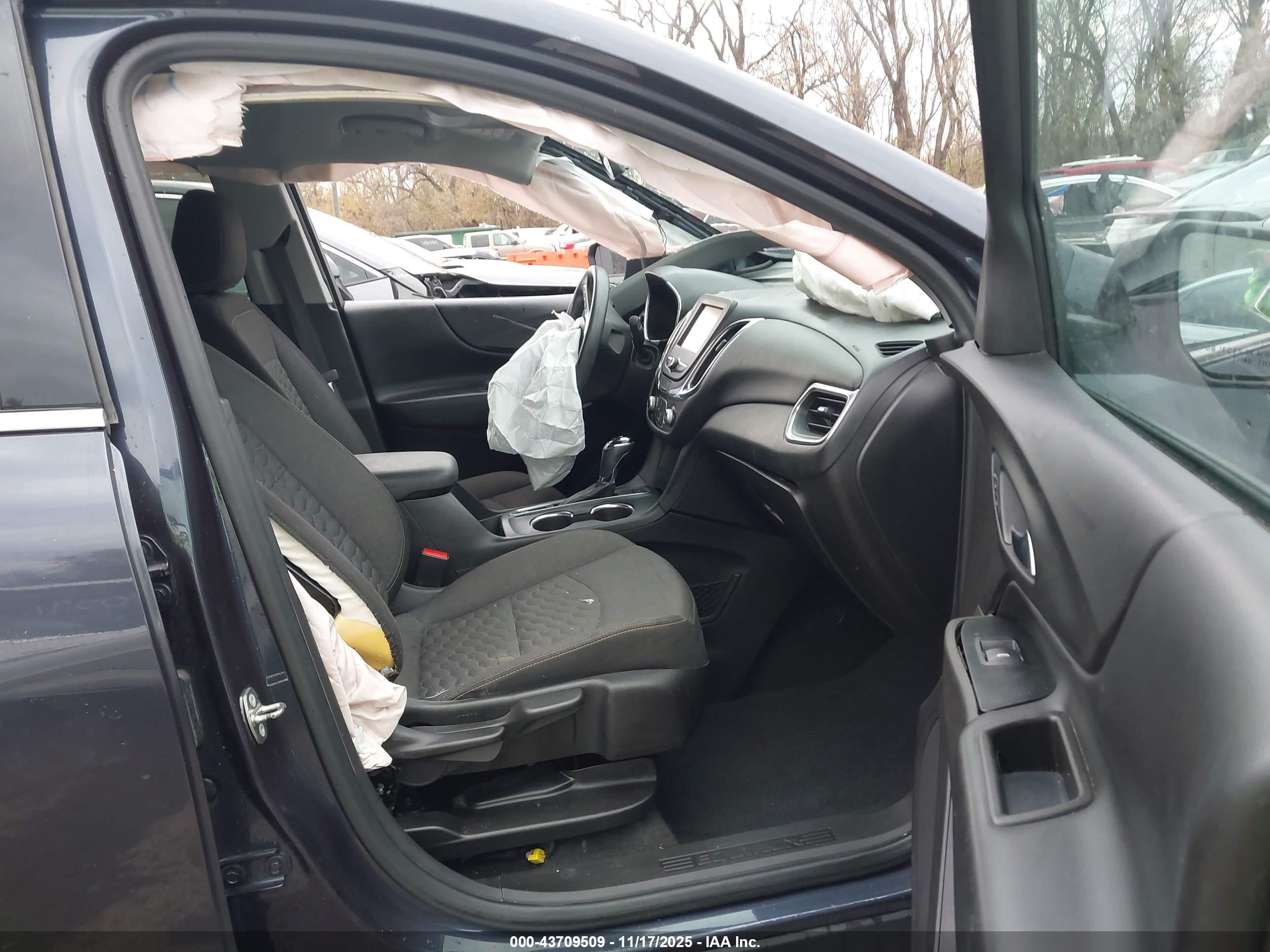 CHEVROLET EQUINOX image 5
