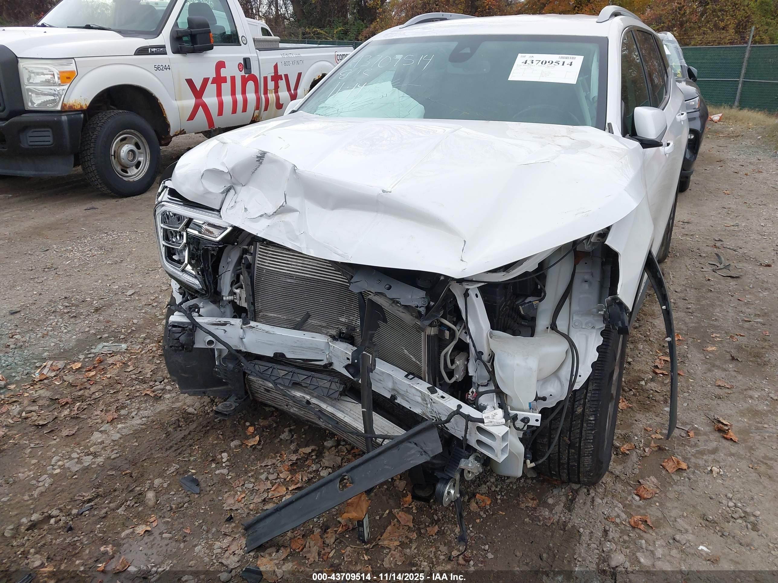 GMC TERRAIN image 6