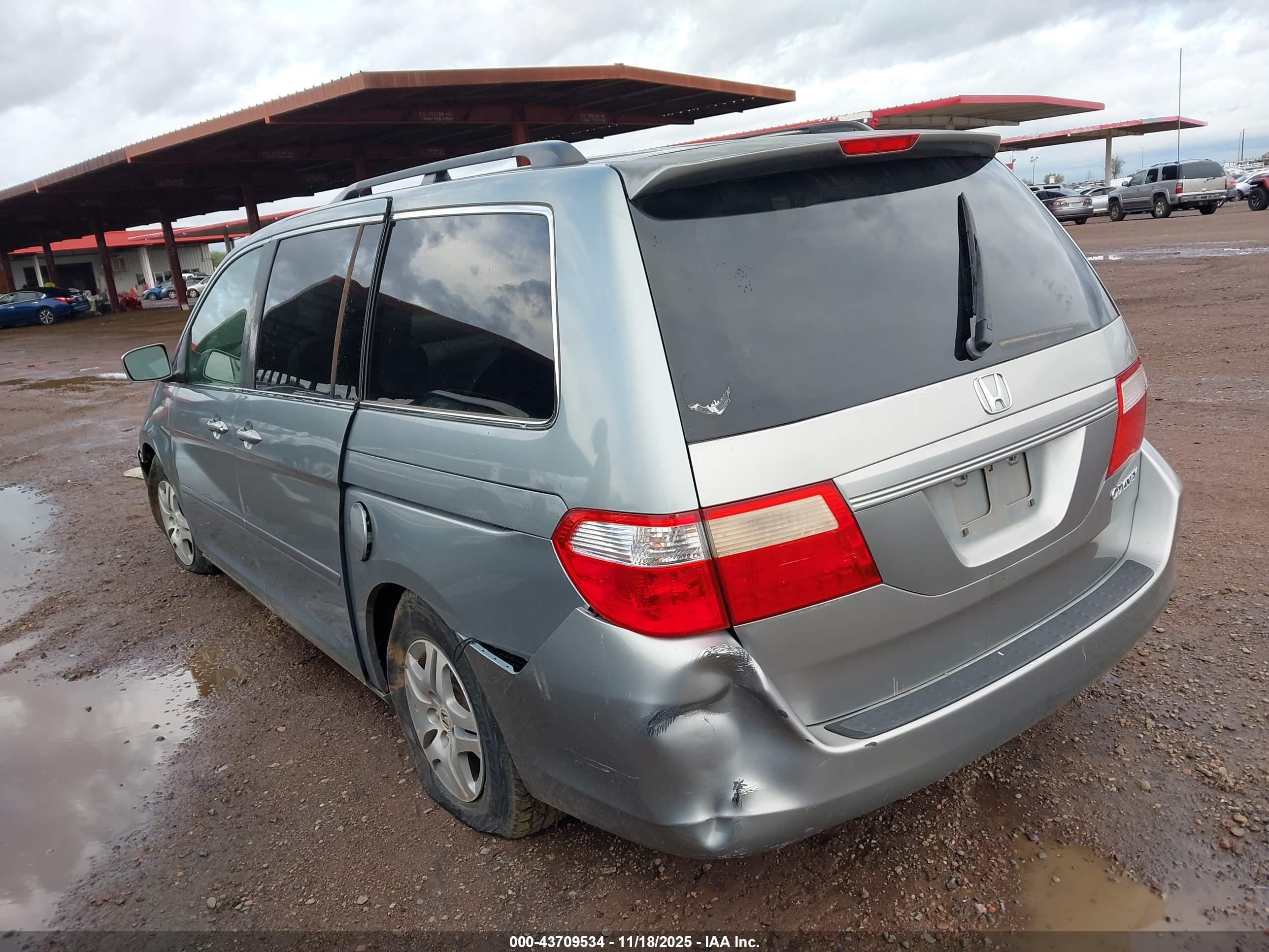 HONDA ODYSSEY image 3