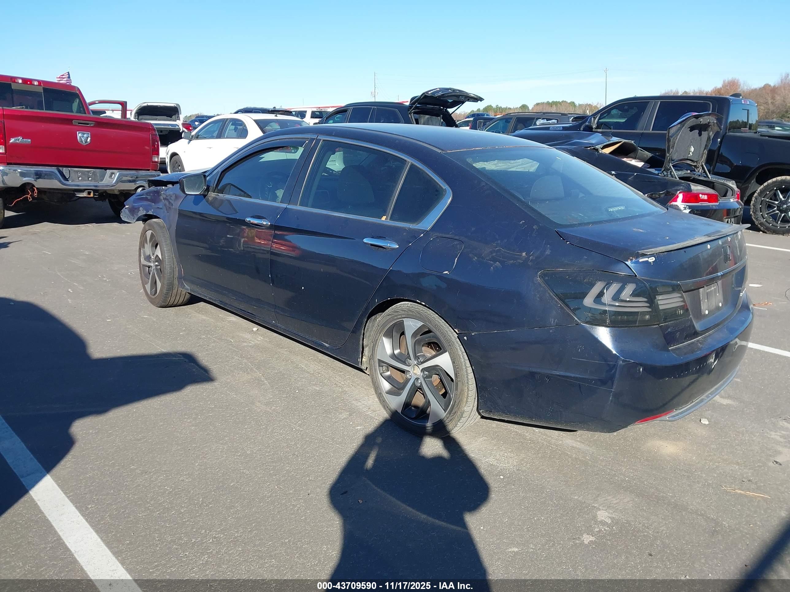 HONDA ACCORD image 3