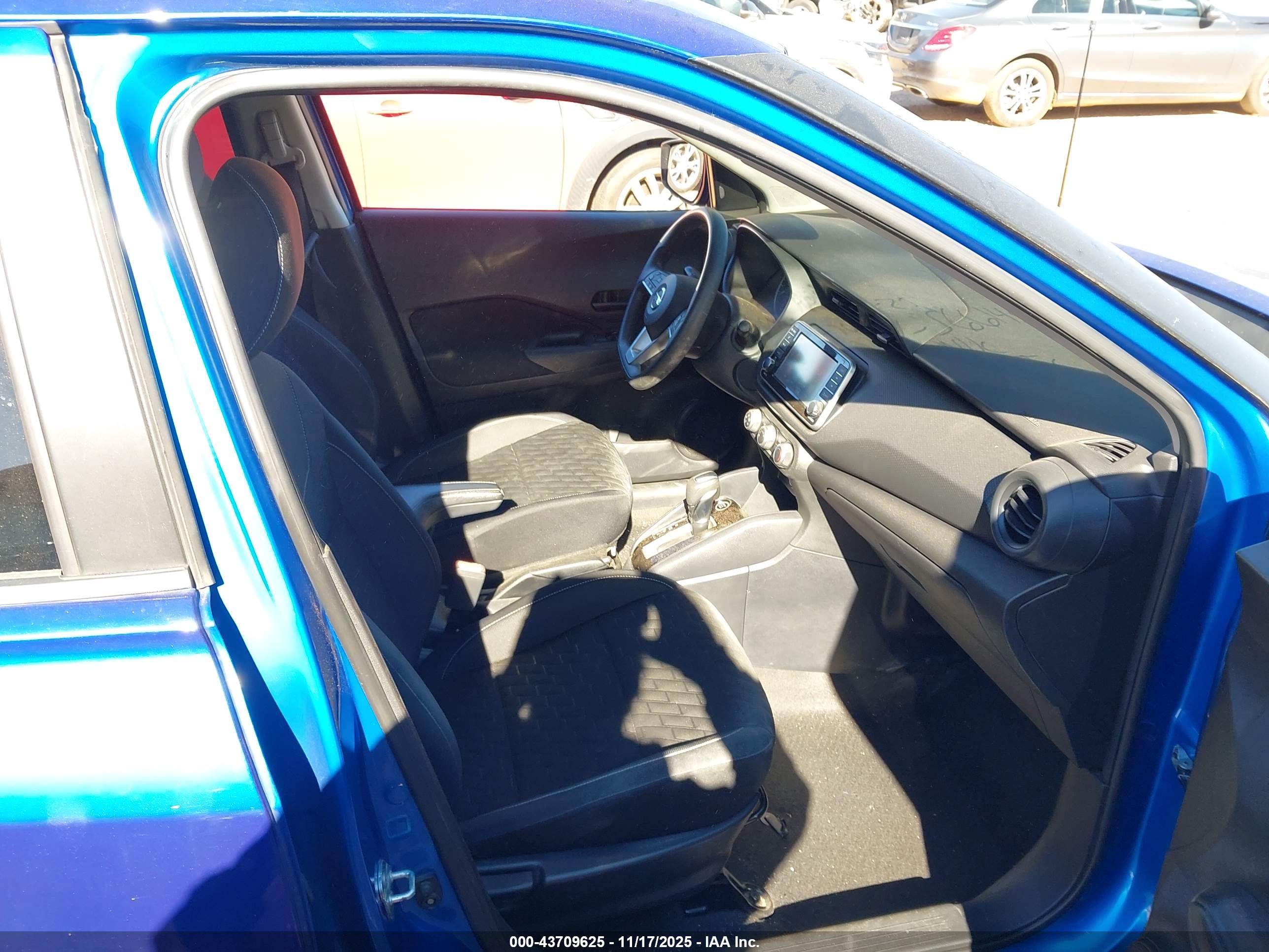 NISSAN KICKS image 5