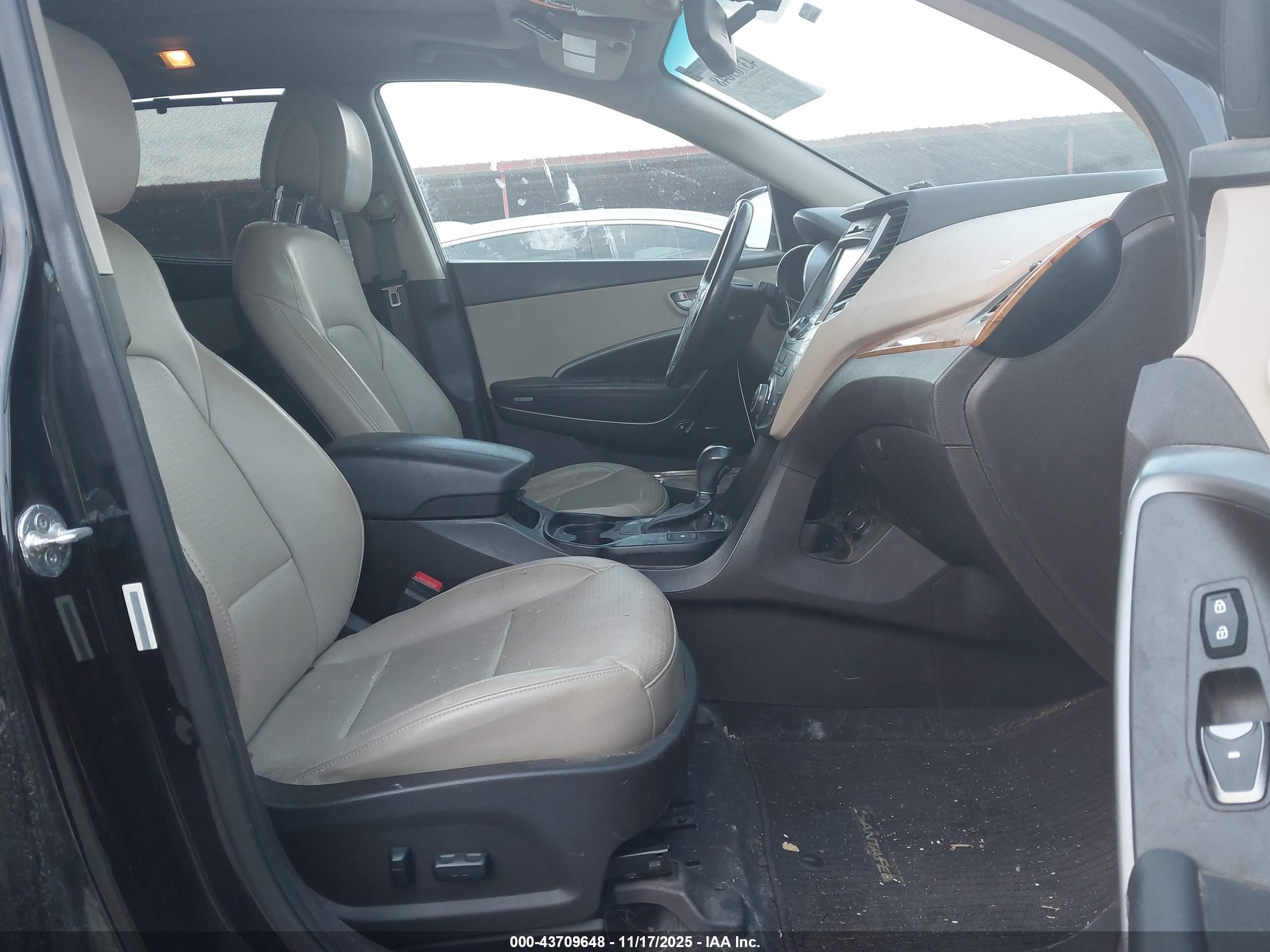 HYUNDAI SANTA image 5