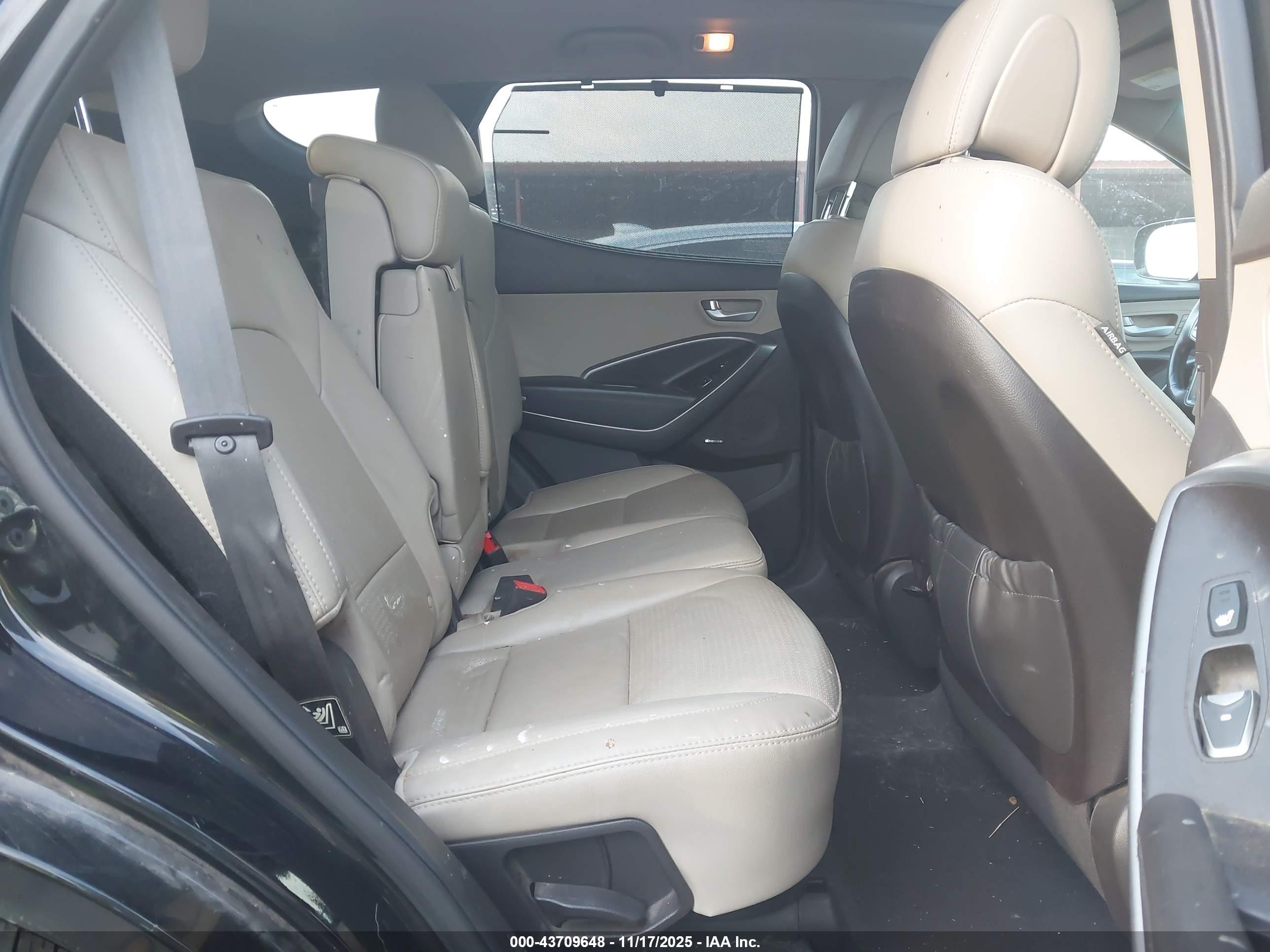 HYUNDAI SANTA image 8