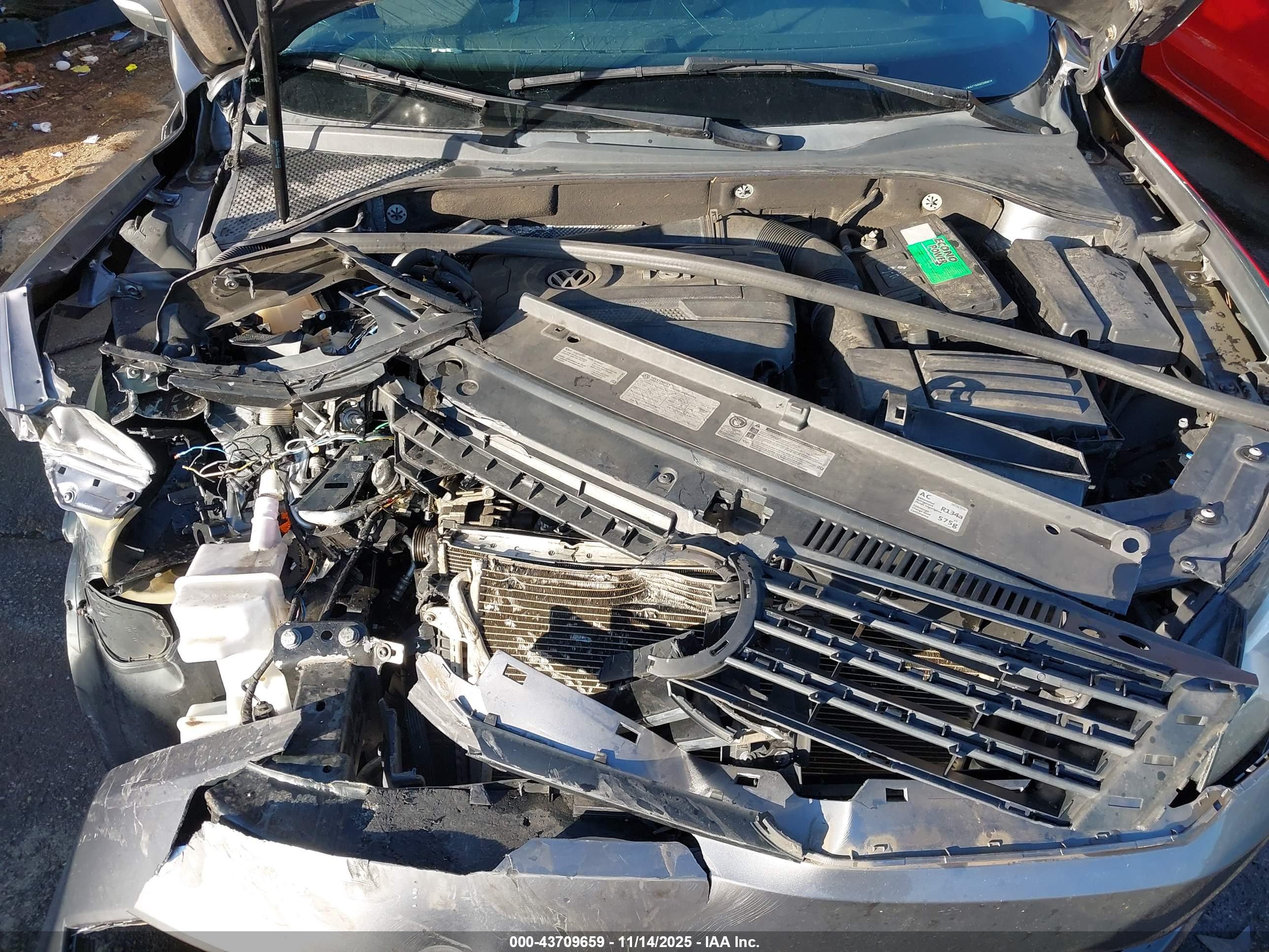 VOLKSWAGEN PASSAT image 10