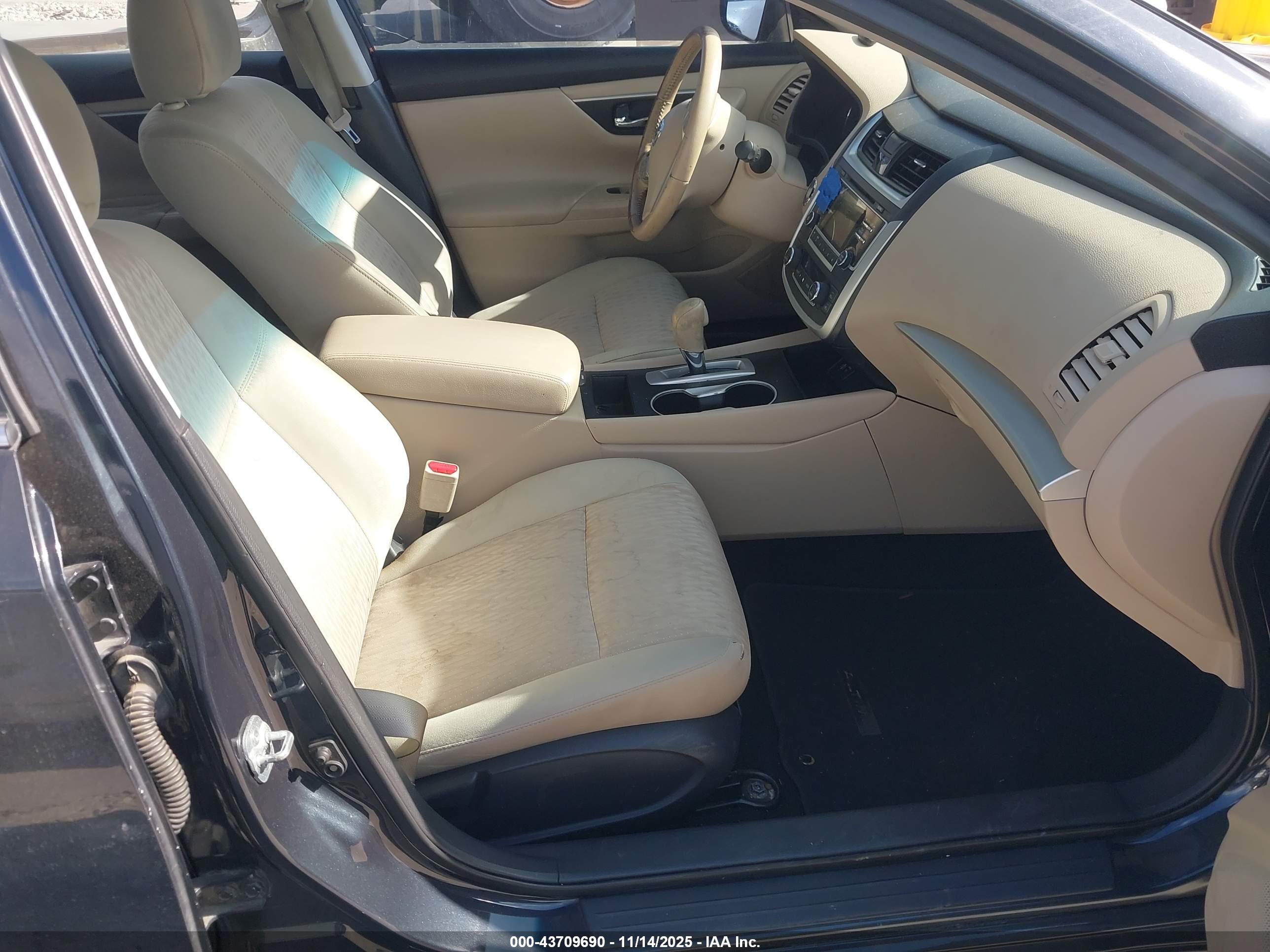 NISSAN ALTIMA image 5