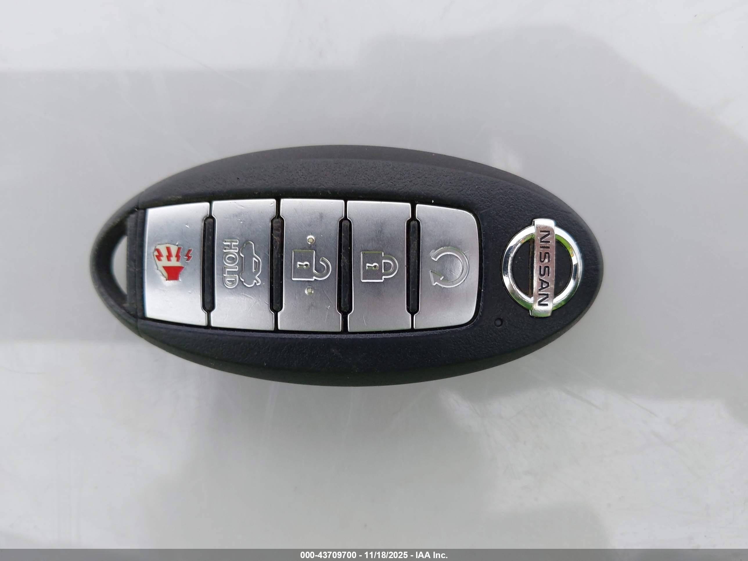 NISSAN ALTIMA image 11