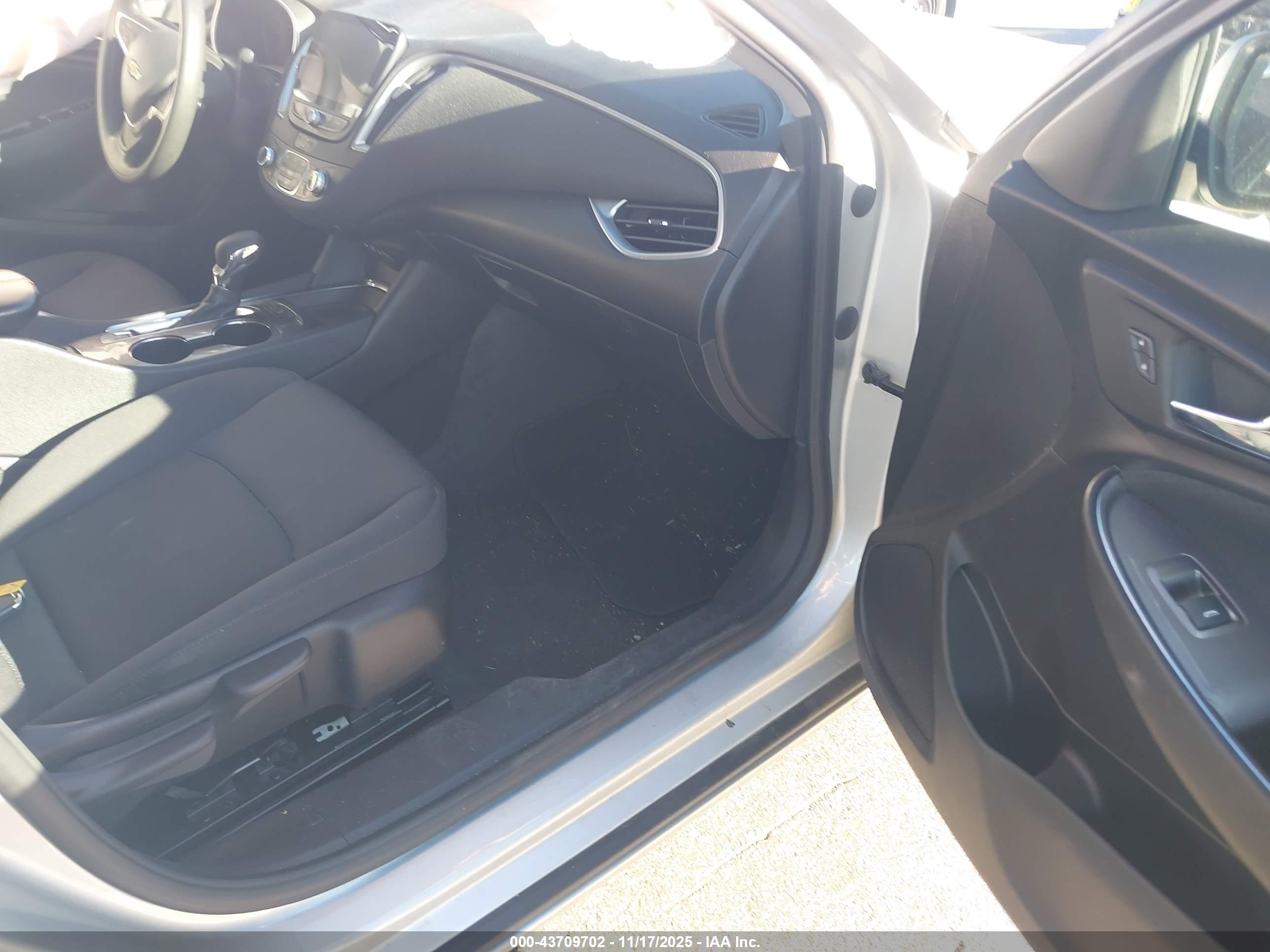 CHEVROLET MALIBU image 5