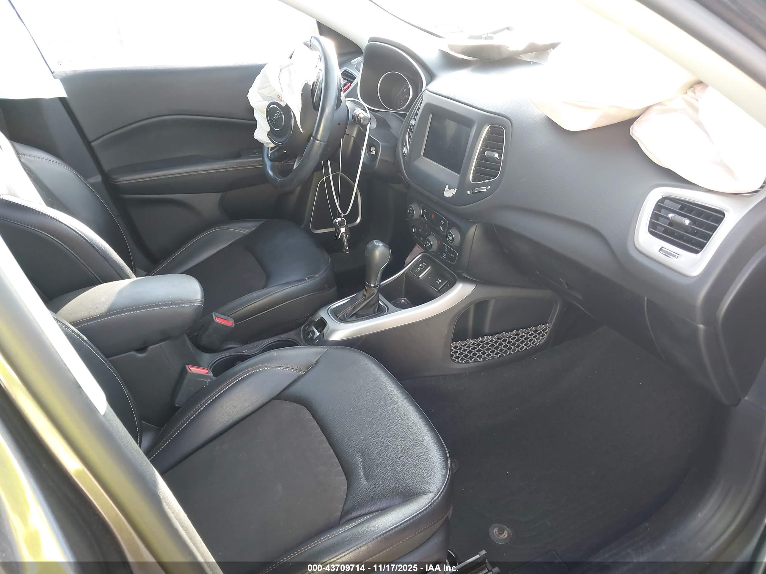 JEEP COMPASS image 5