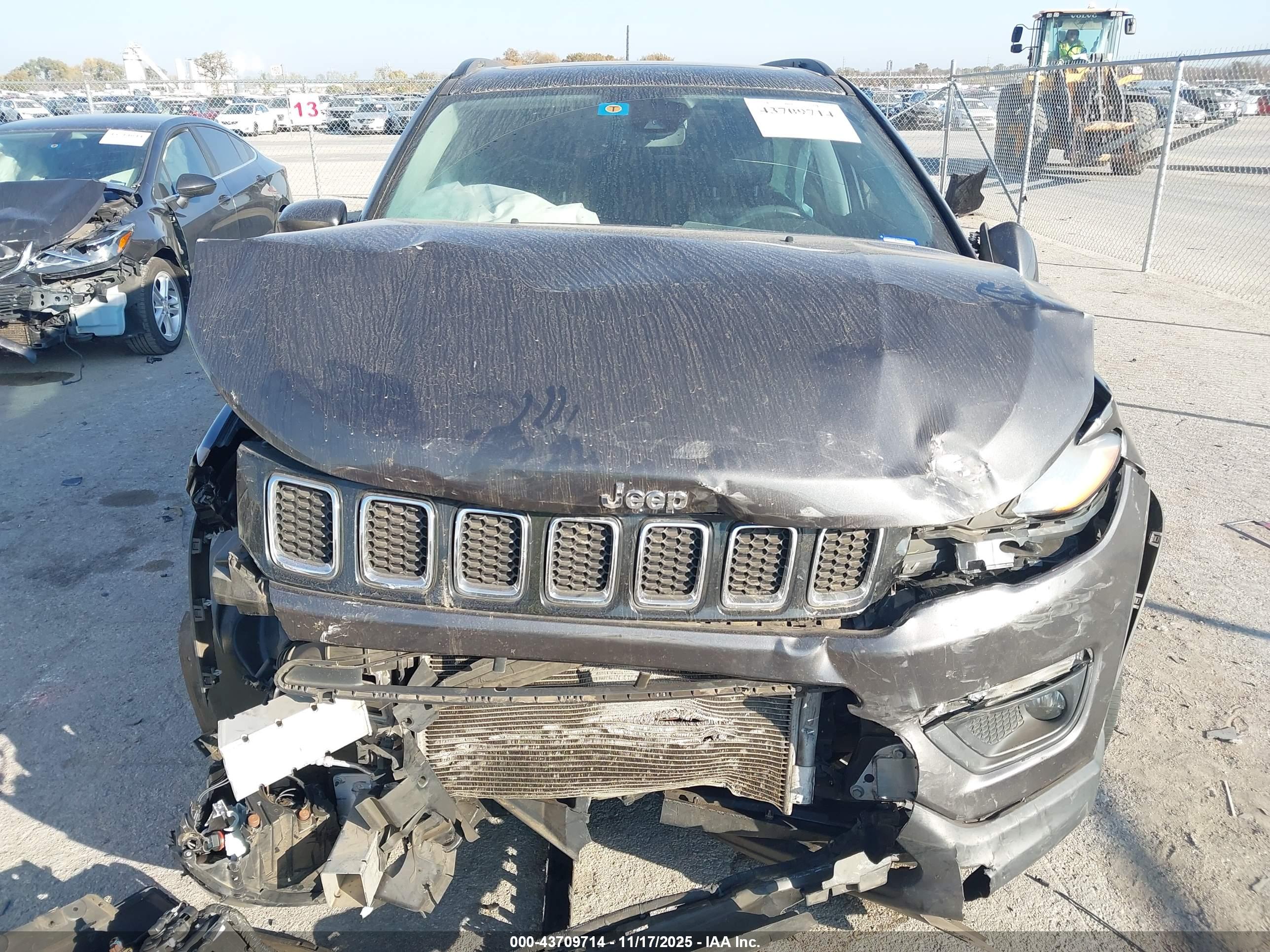 JEEP COMPASS image 6