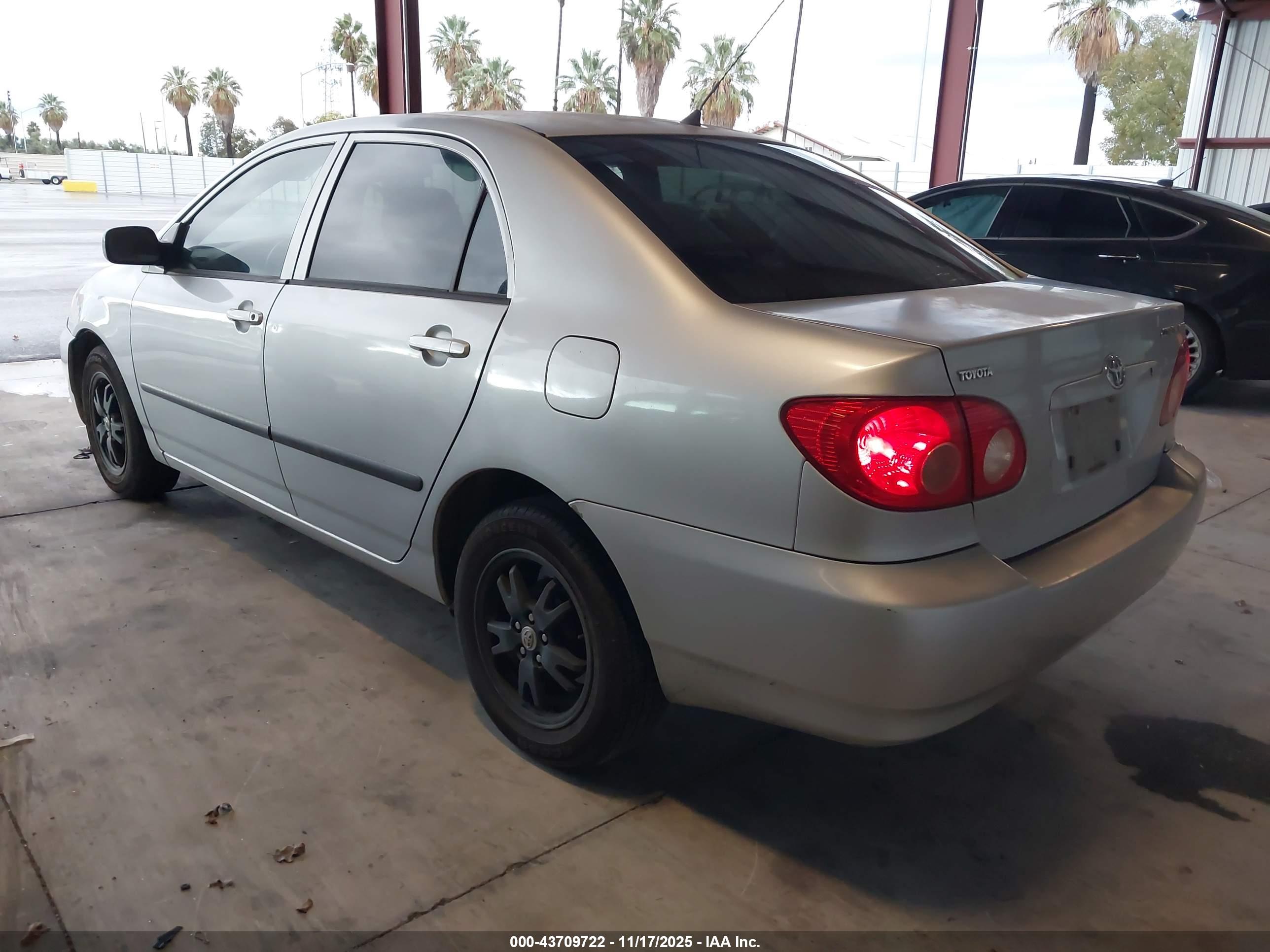 TOYOTA COROLLA image 3