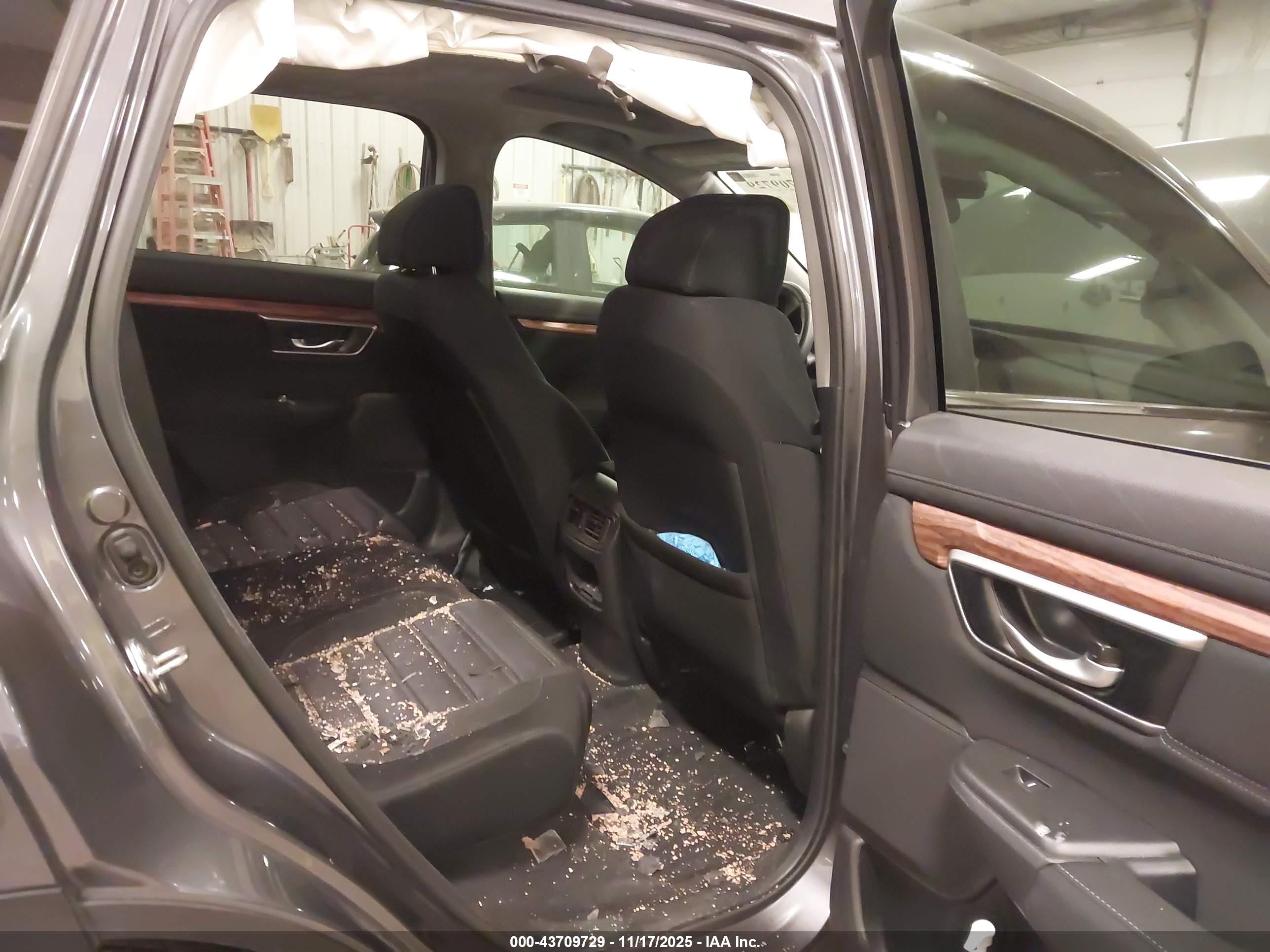 HONDA CR-V image 8