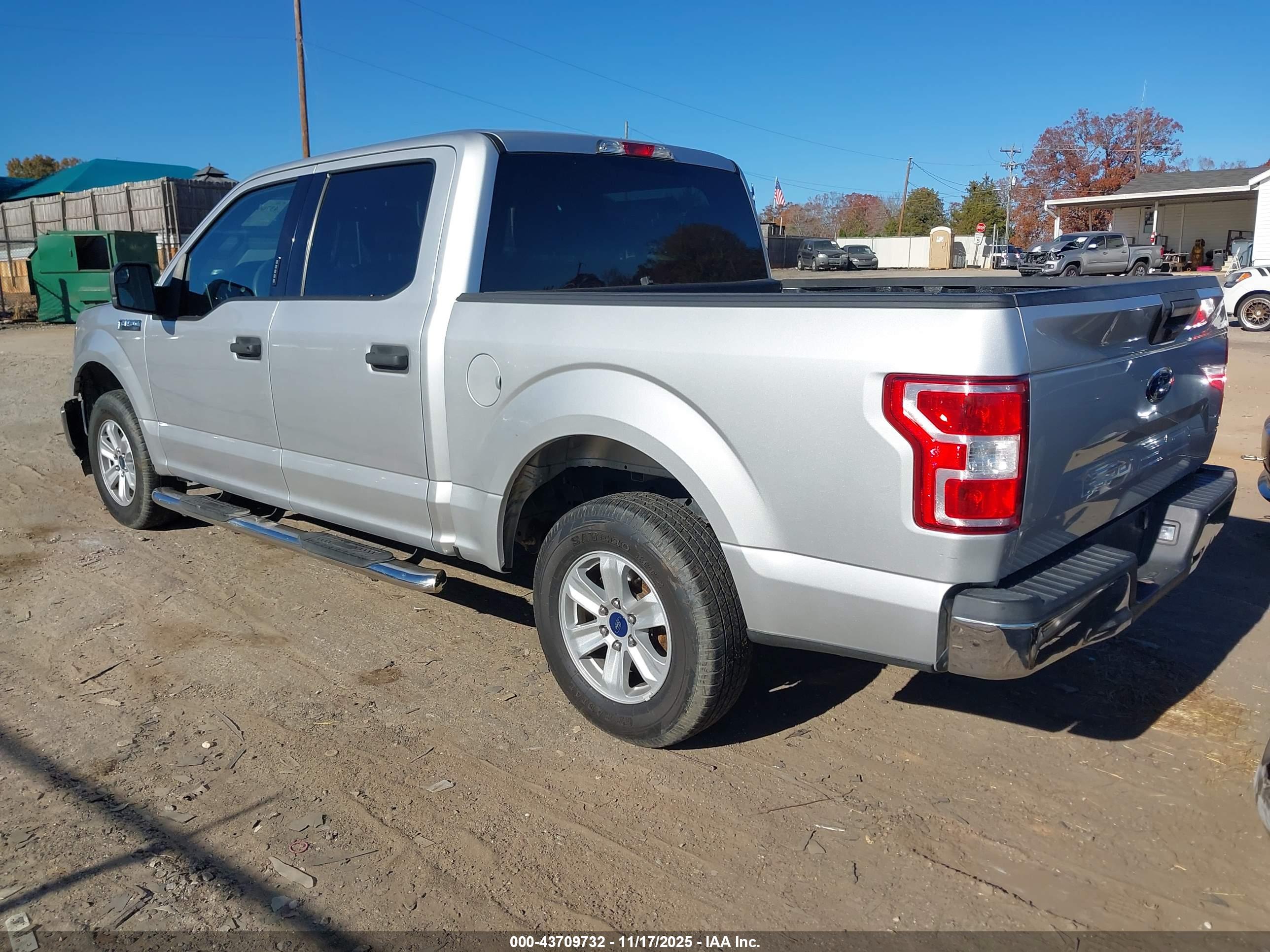 FORD F-150 image 3