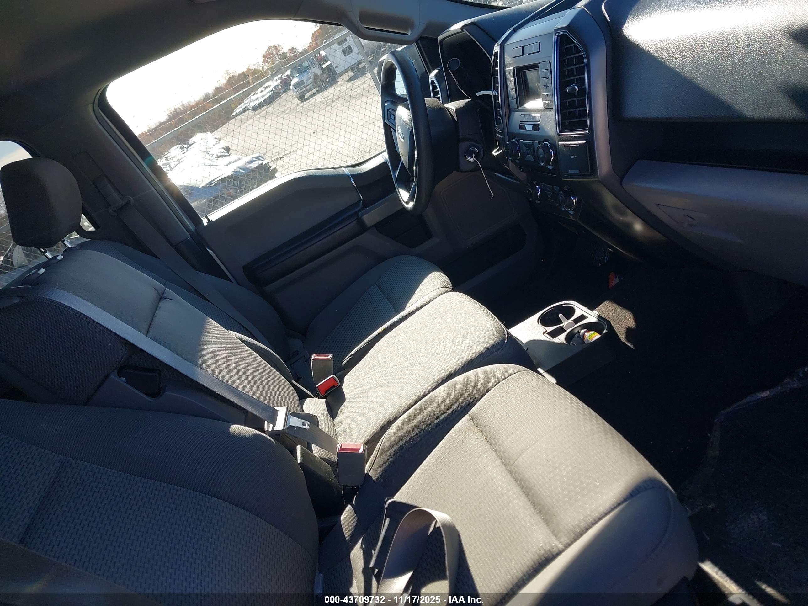 FORD F-150 image 5