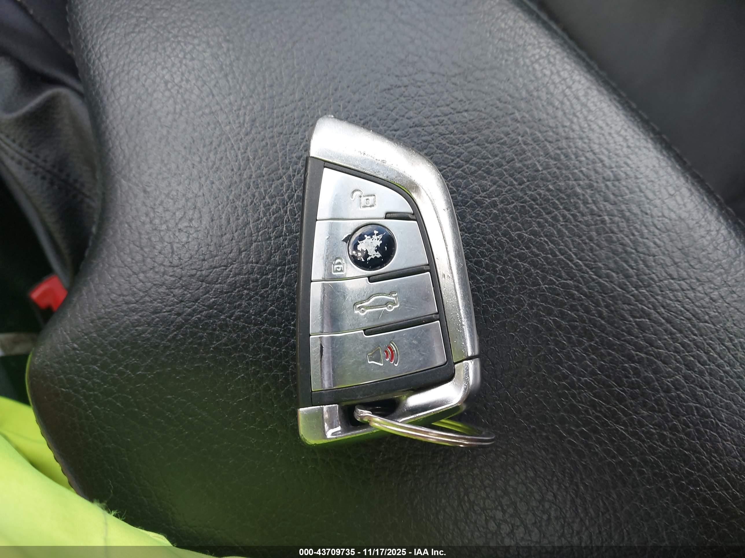 BMW 328I image 11