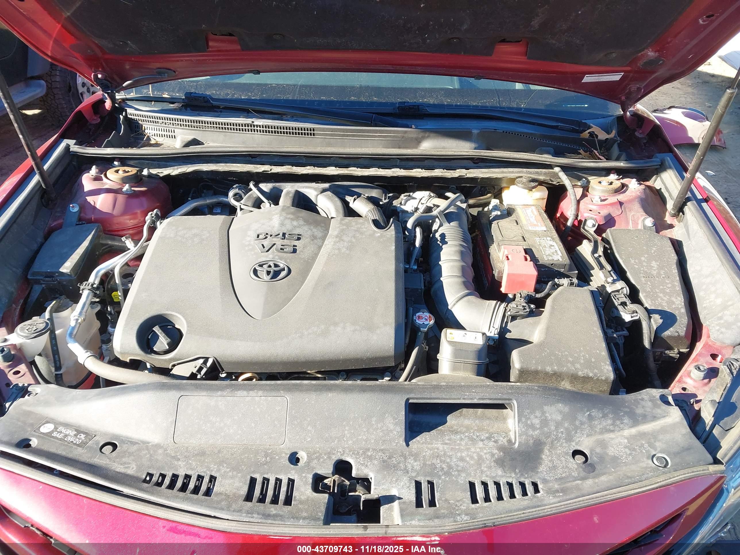 TOYOTA CAMRY image 10
