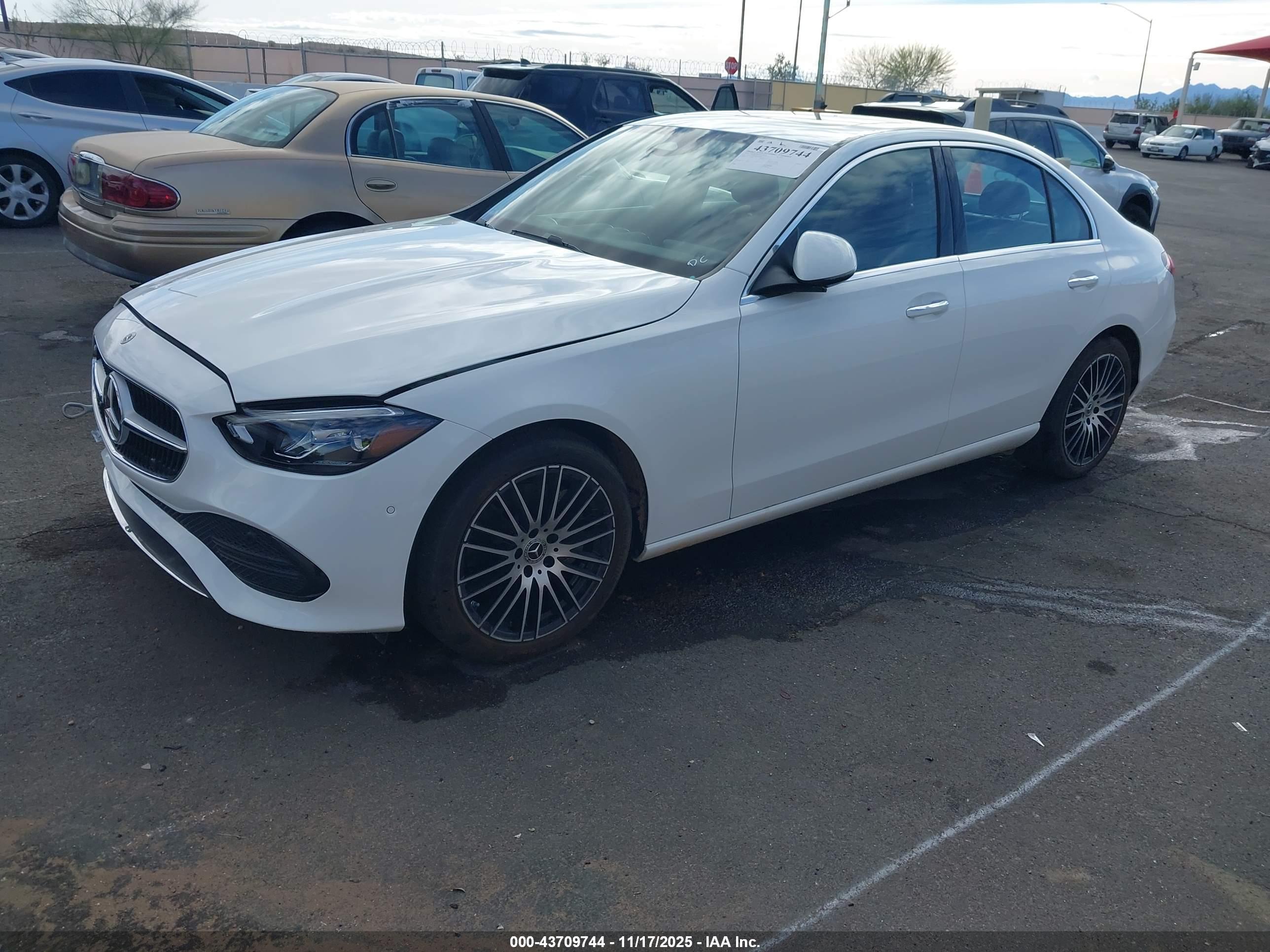 MERCEDES-BENZ C image 2