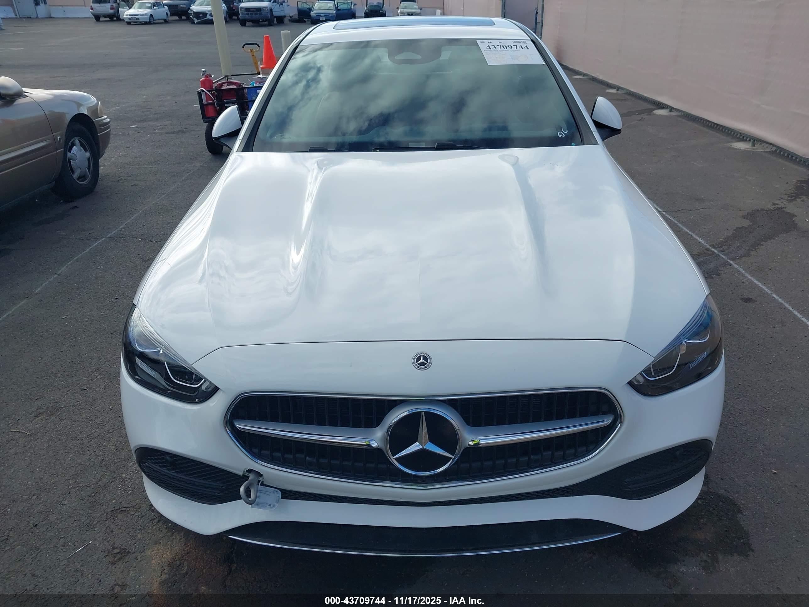 MERCEDES-BENZ C image 6