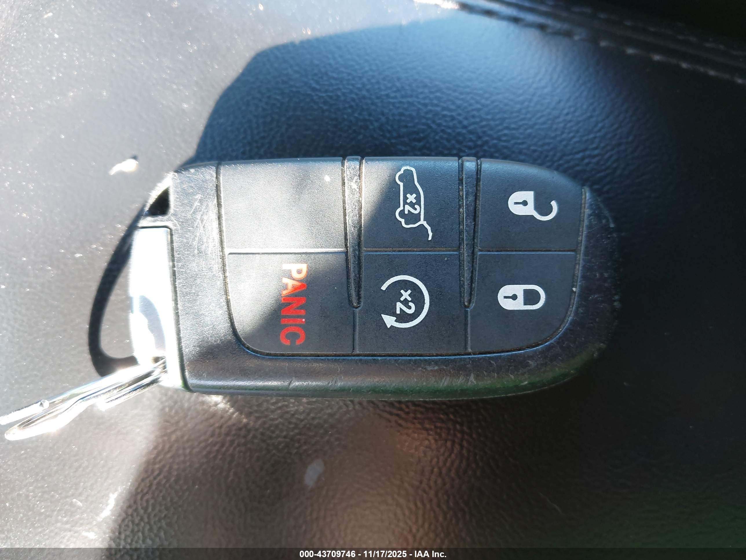 DODGE DURANGO image 11