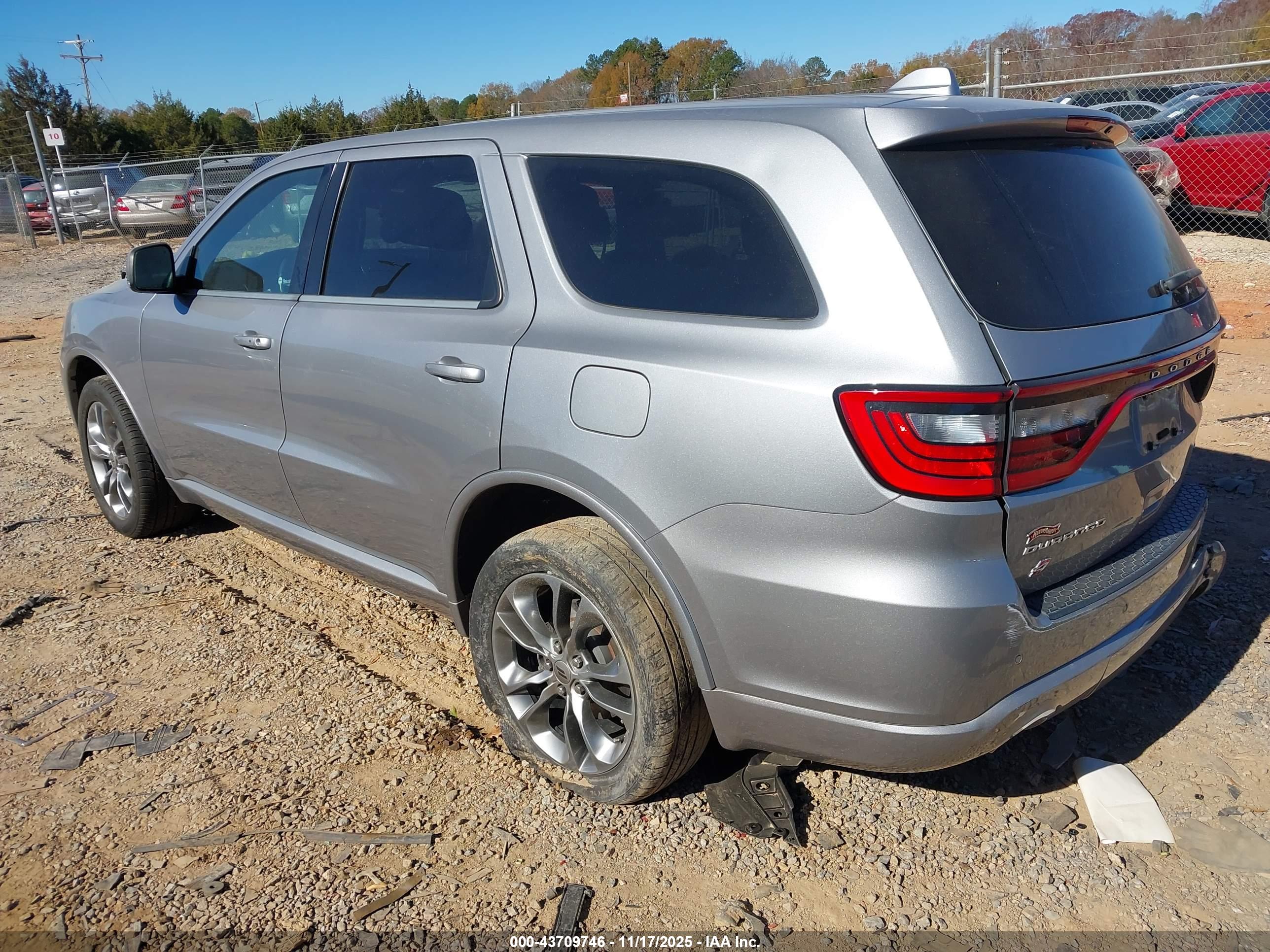 DODGE DURANGO image 3