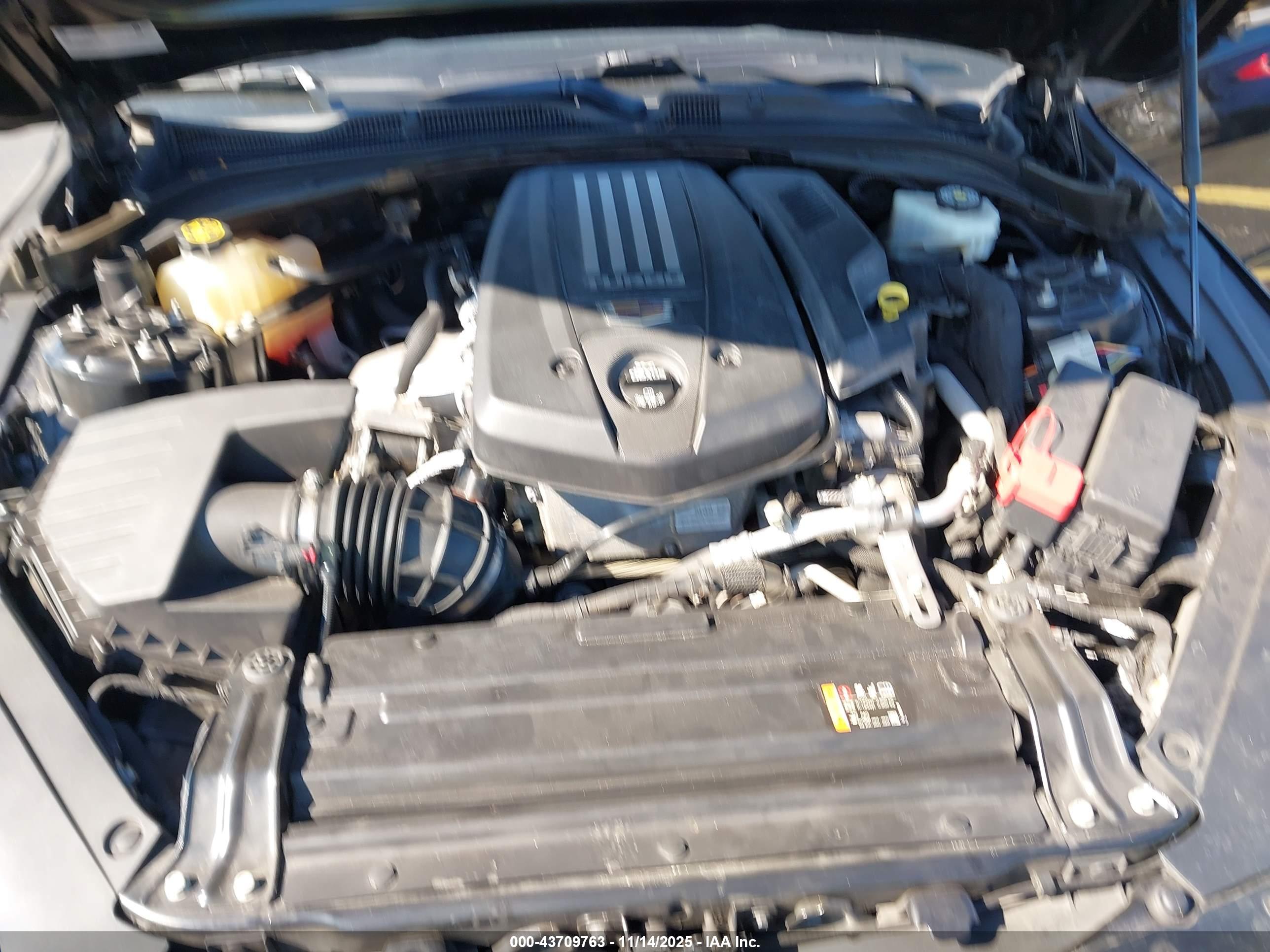 CADILLAC CT4-V image 10