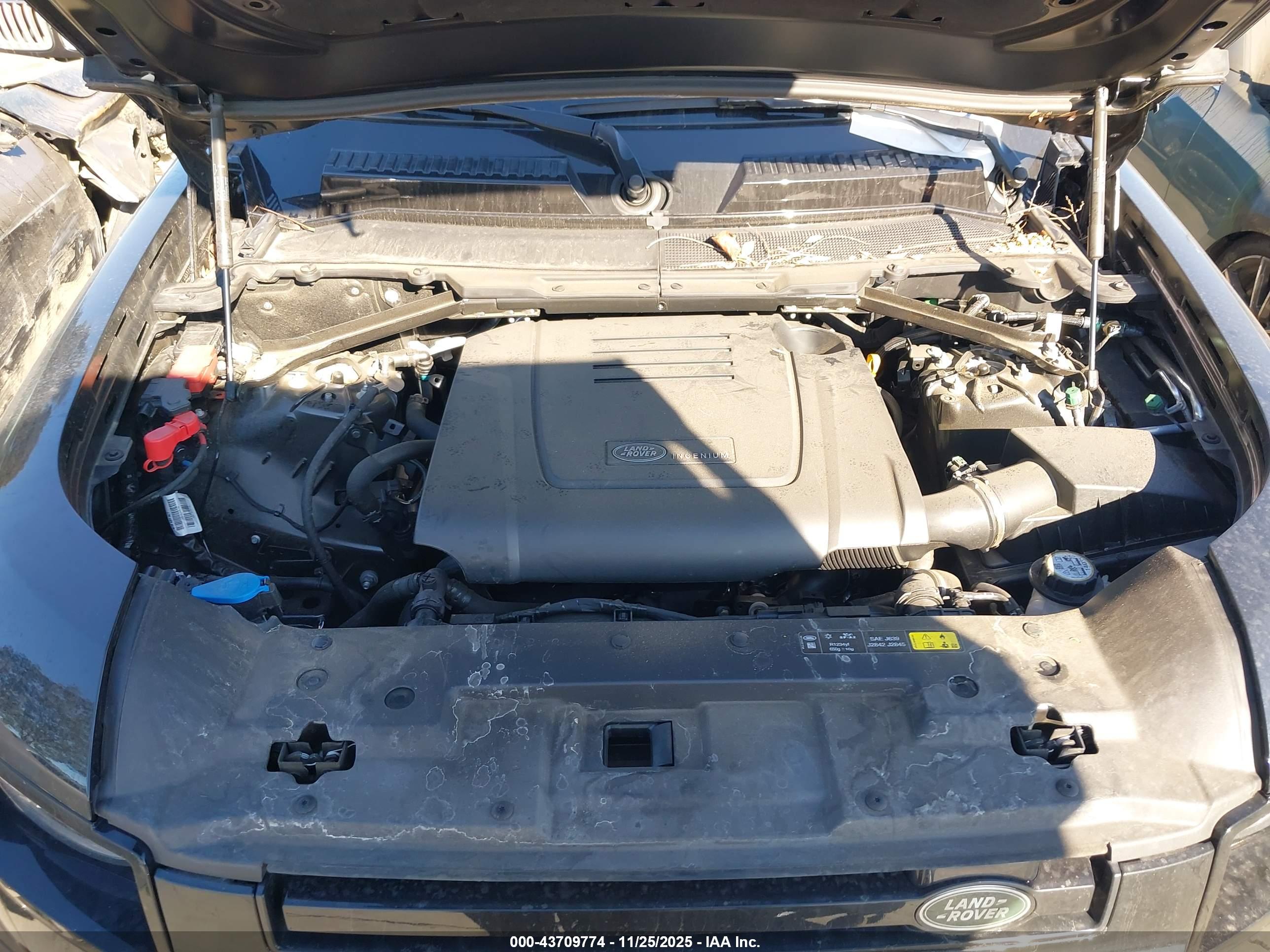 LAND ROVER image 10