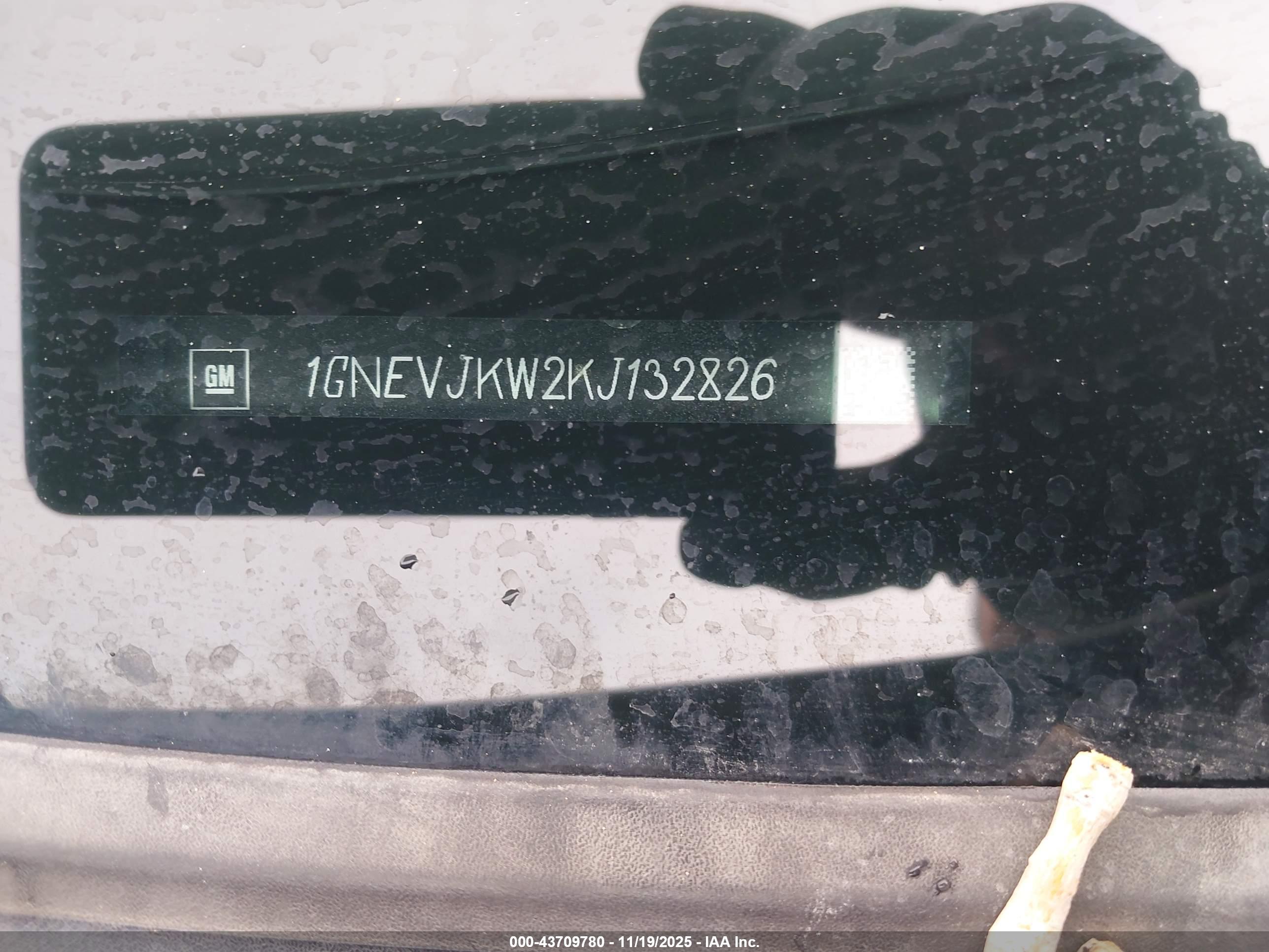 CHEVROLET TRAVERSE image 9