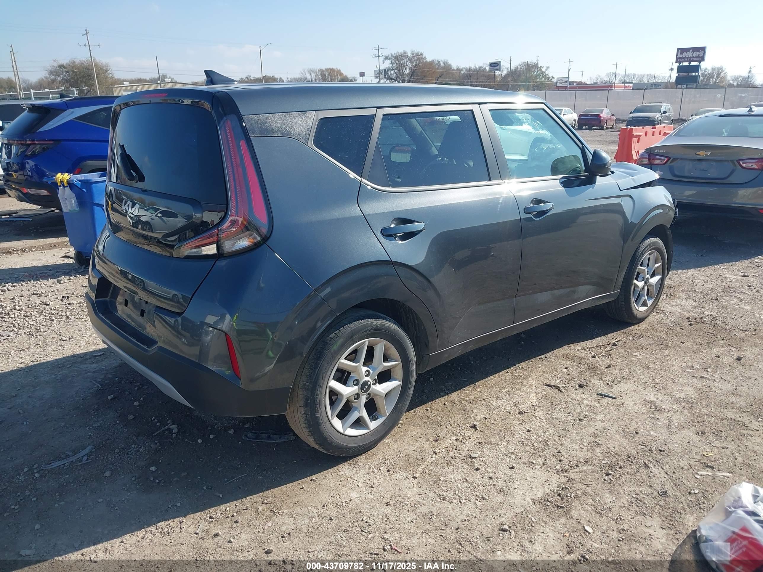 KIA SOUL image 4