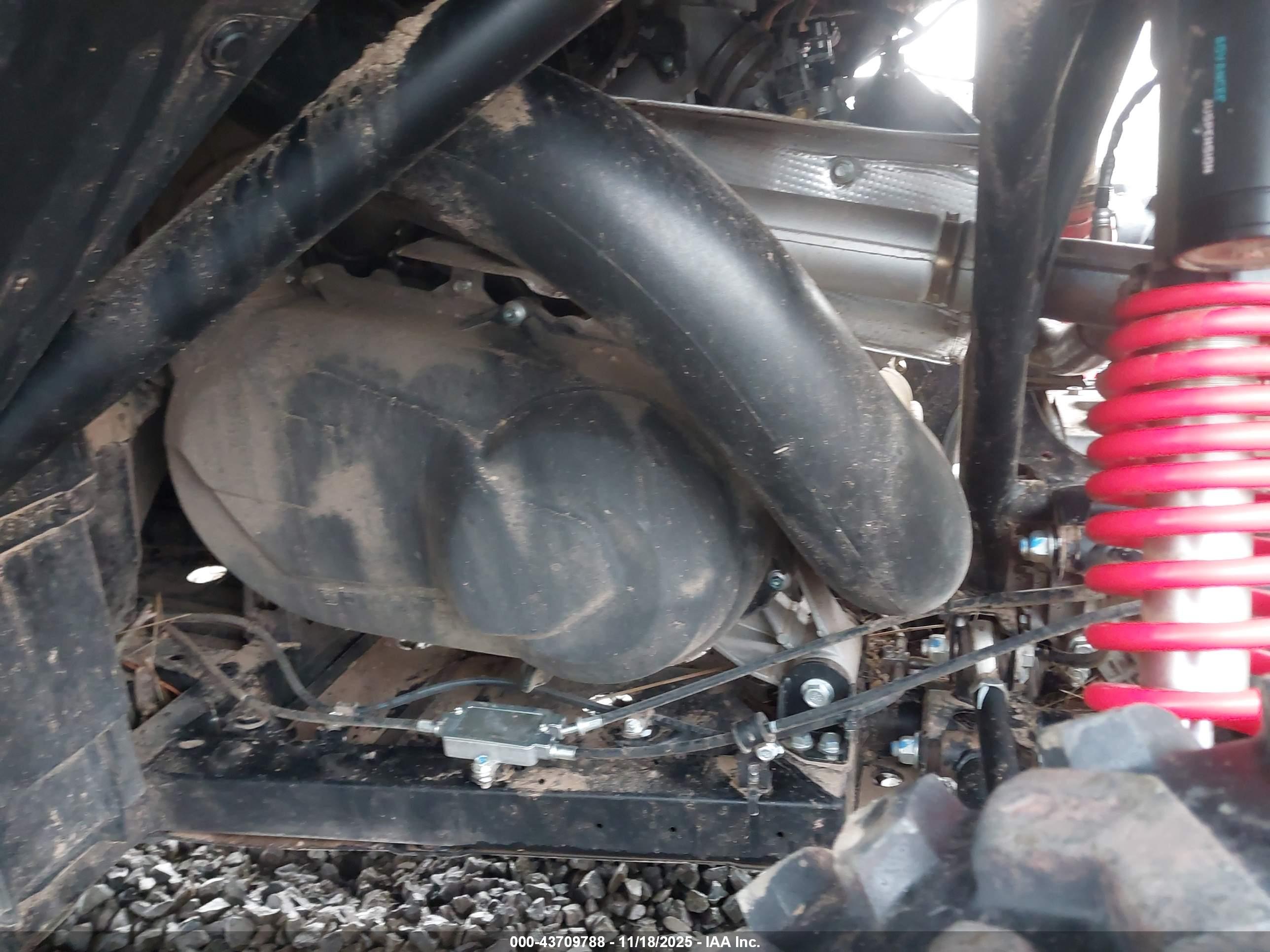CF MOTO image 9