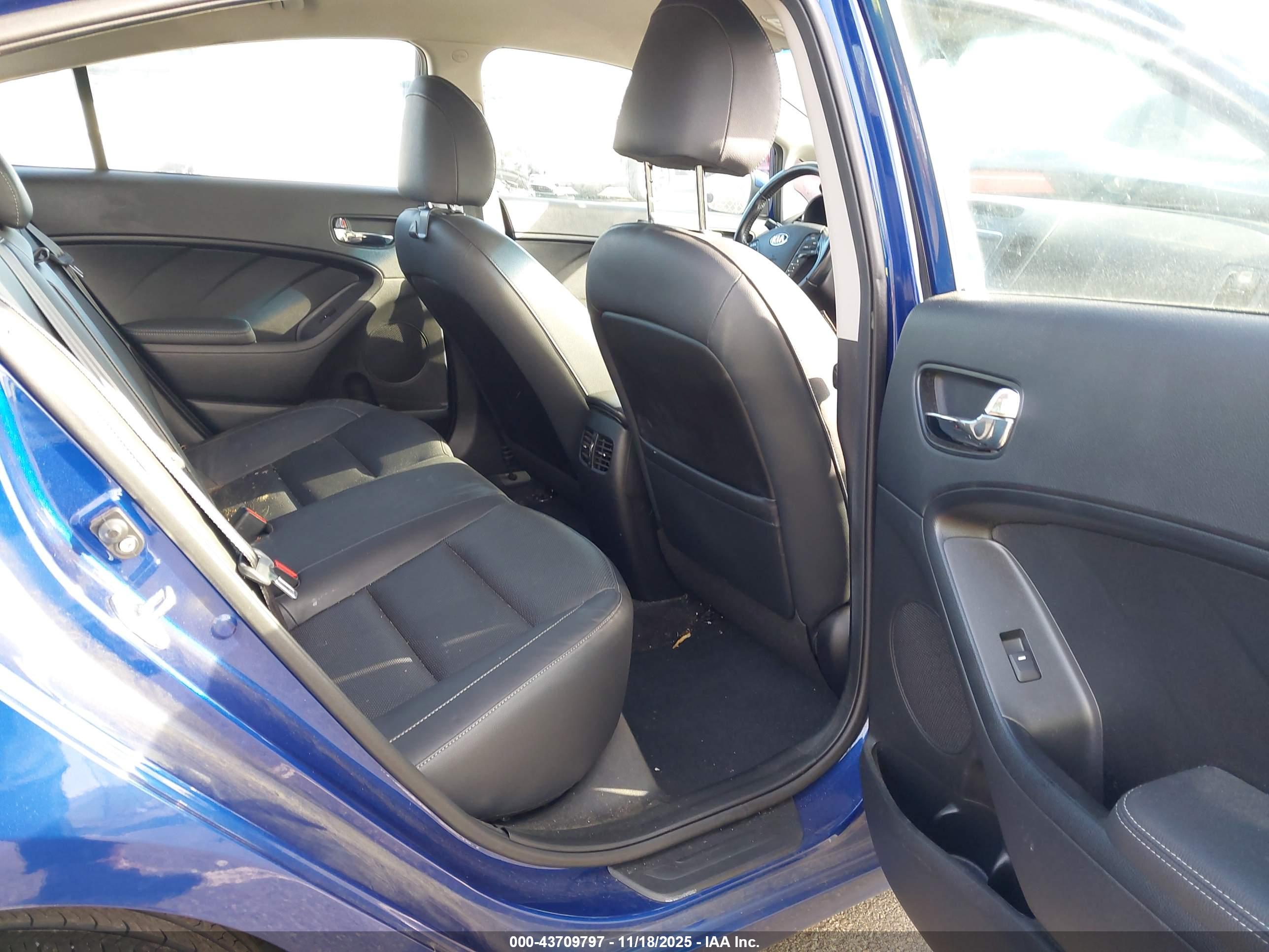 KIA FORTE image 8