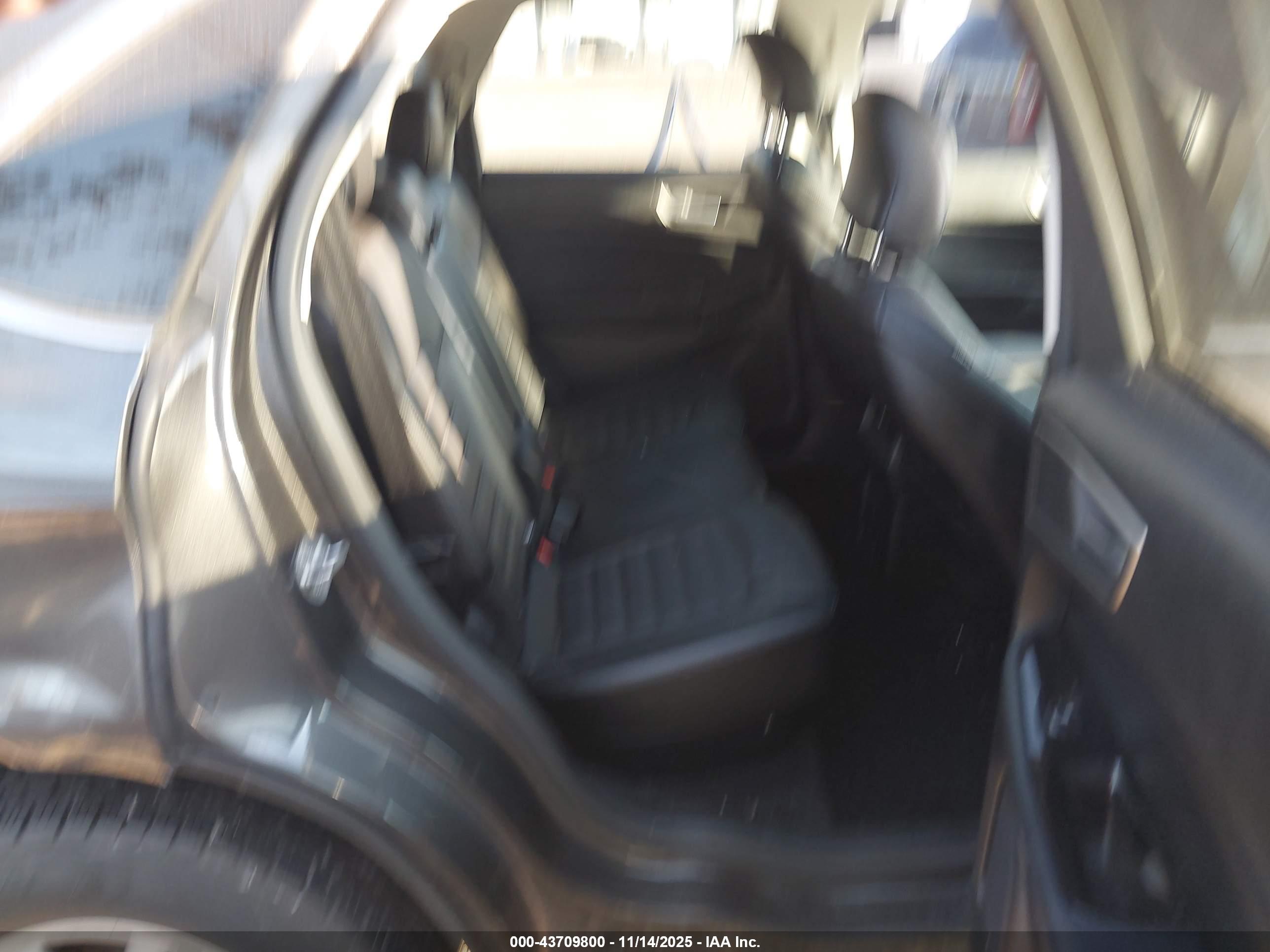FORD EDGE image 8