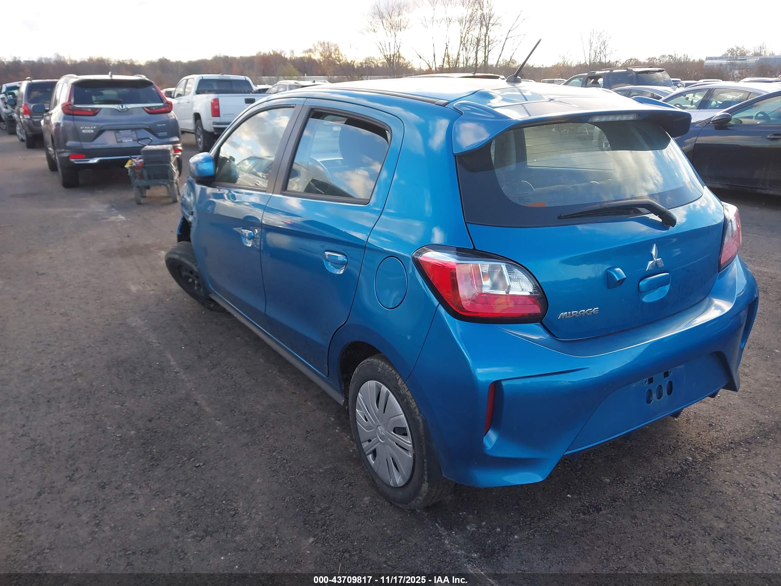 MITSUBISHI MIRAGE image 3