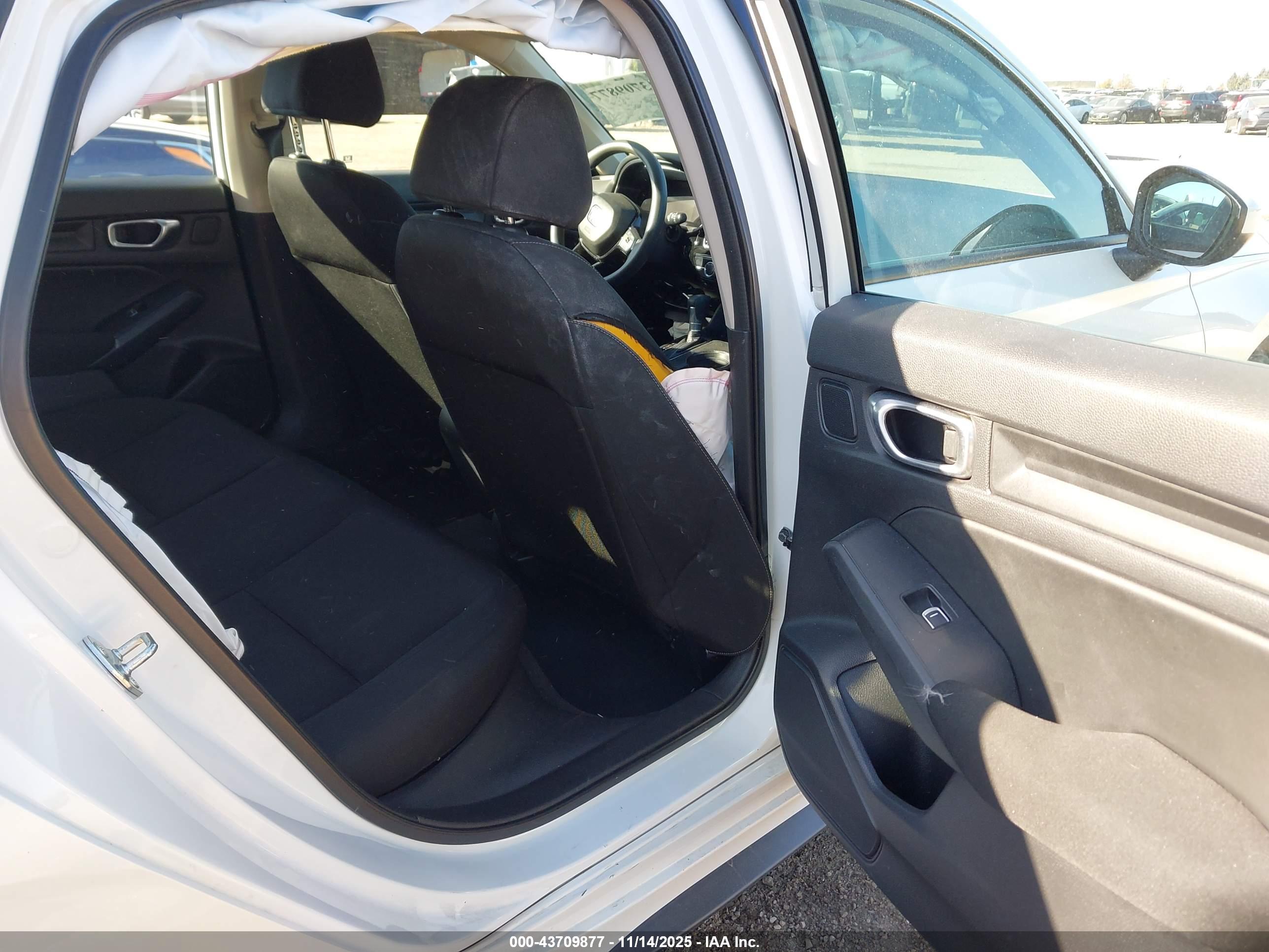 HONDA CIVIC image 8