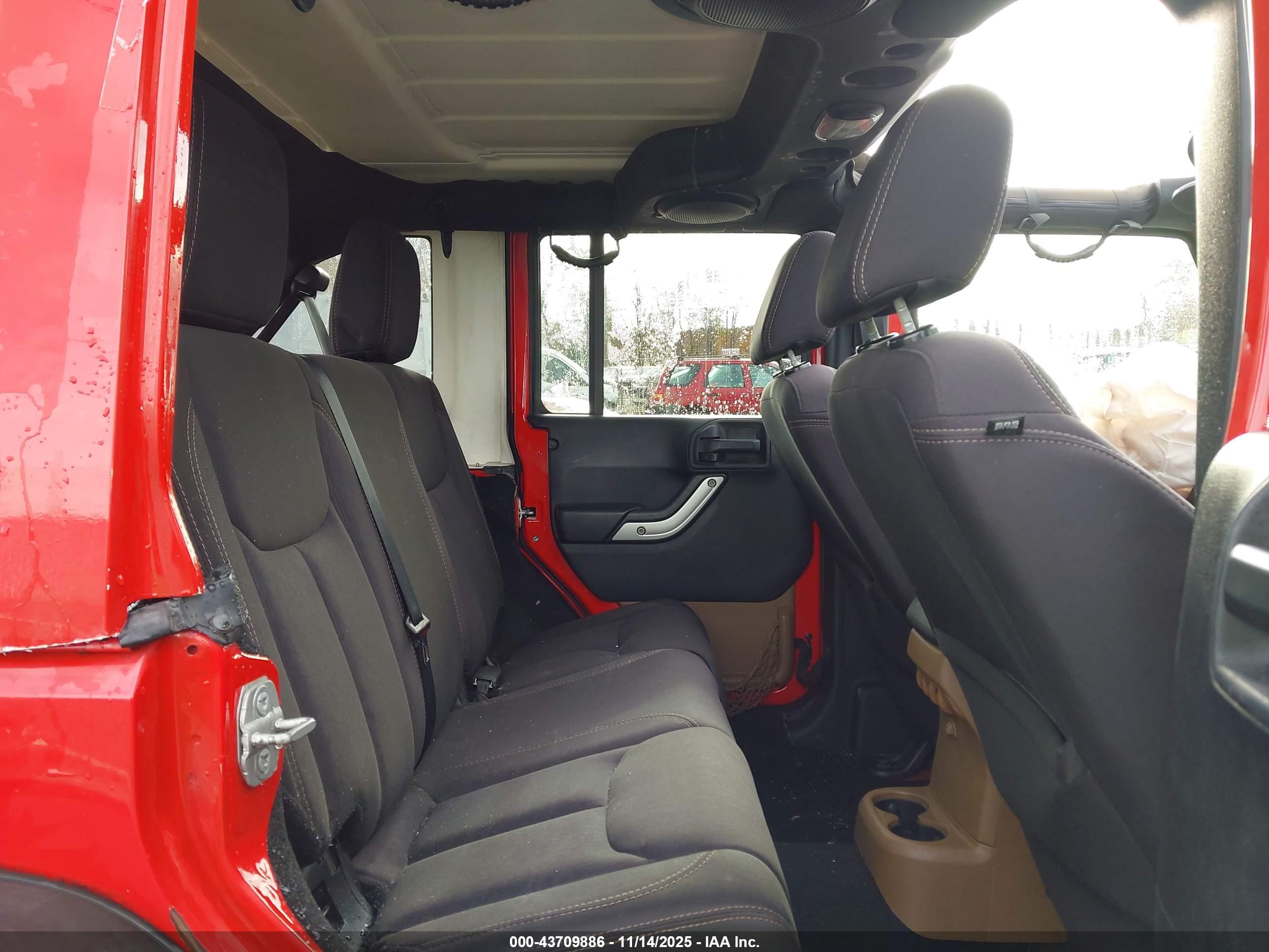 JEEP WRANGLER image 8