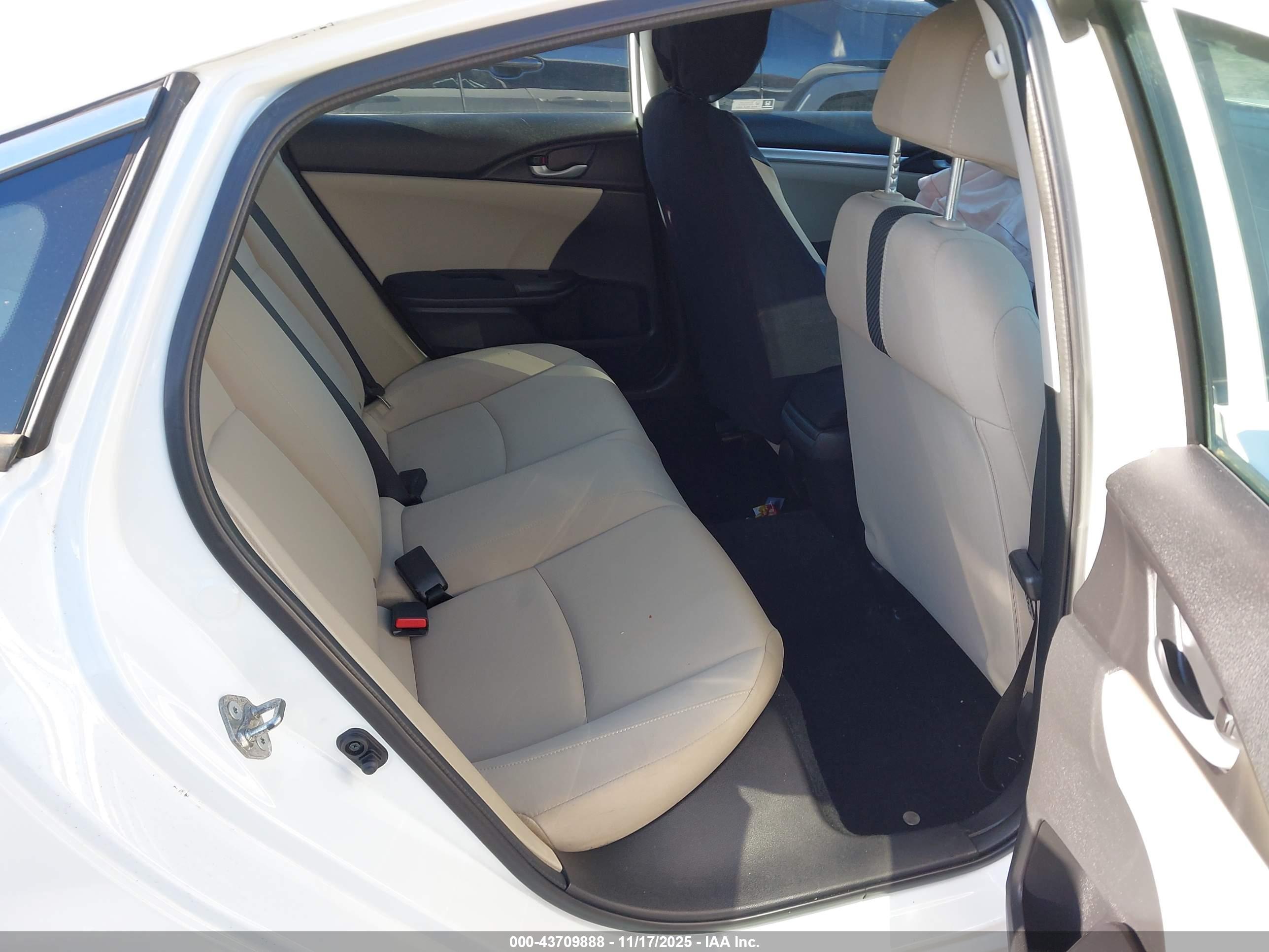 HONDA CIVIC image 8