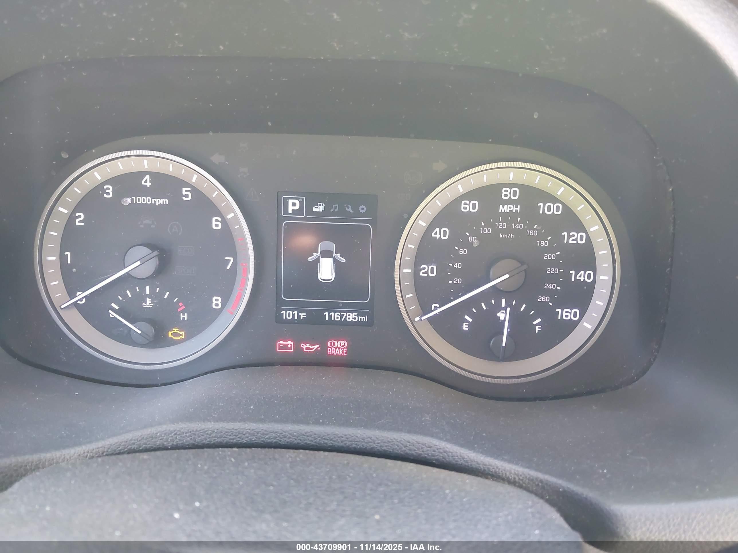HYUNDAI TUCSON image 7
