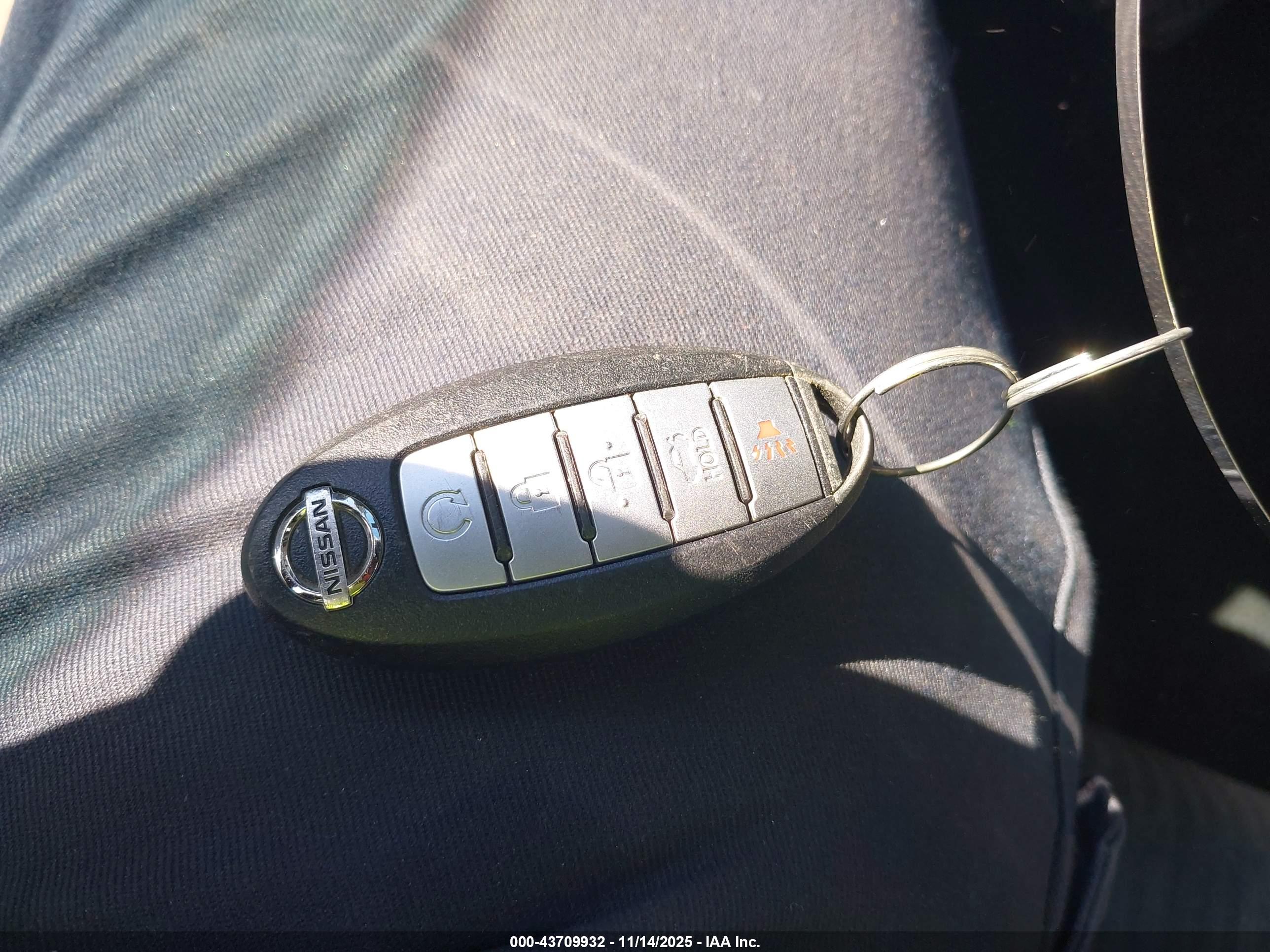 NISSAN ALTIMA image 11