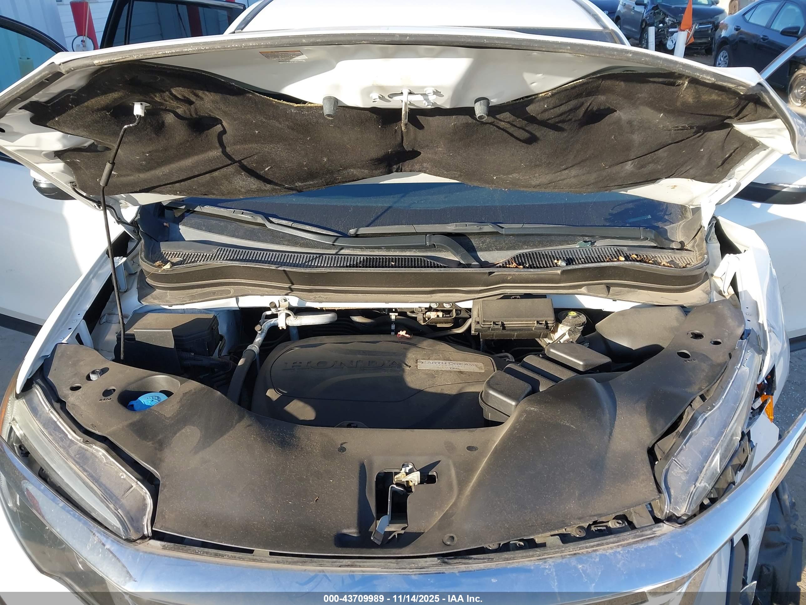 HONDA PILOT image 10