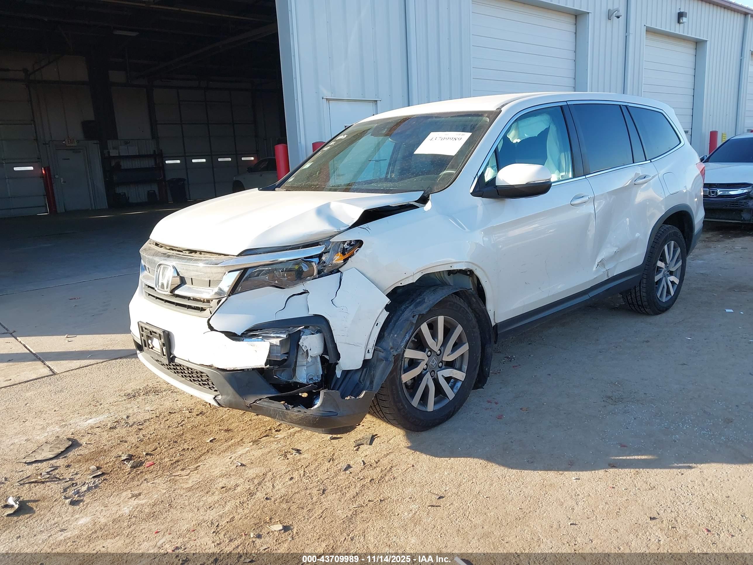 HONDA PILOT image 2