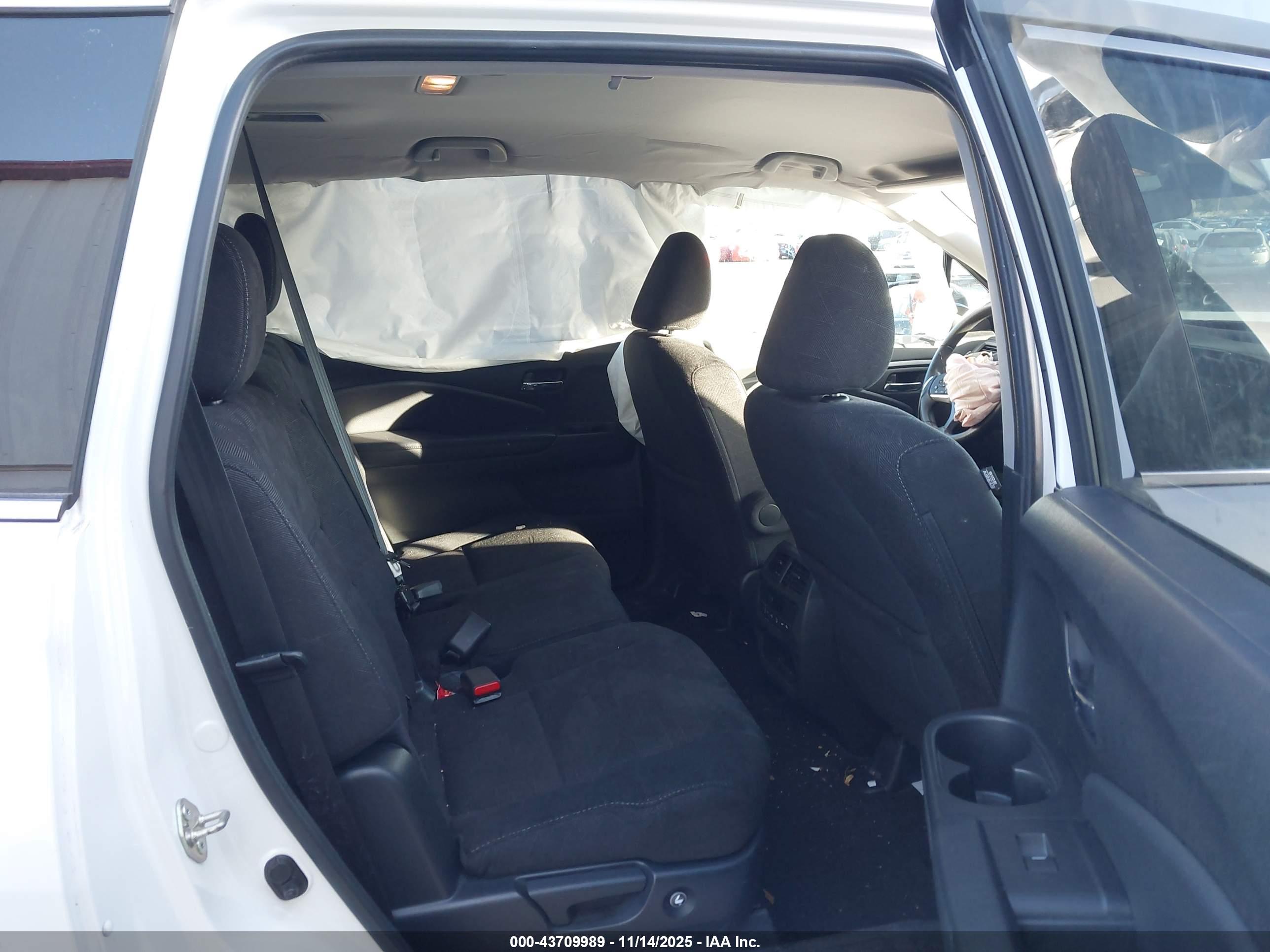 HONDA PILOT image 8