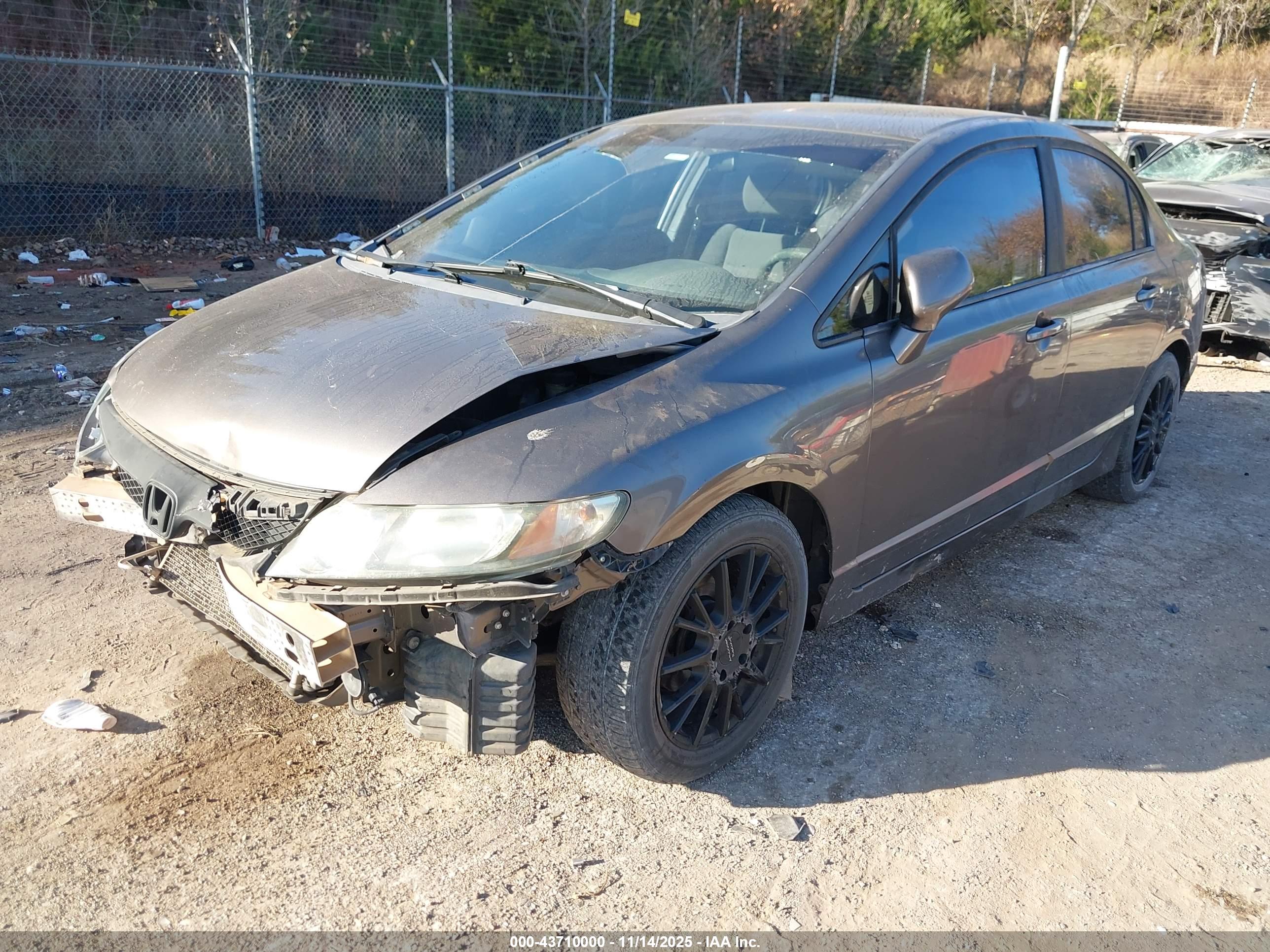 HONDA CIVIC image 2