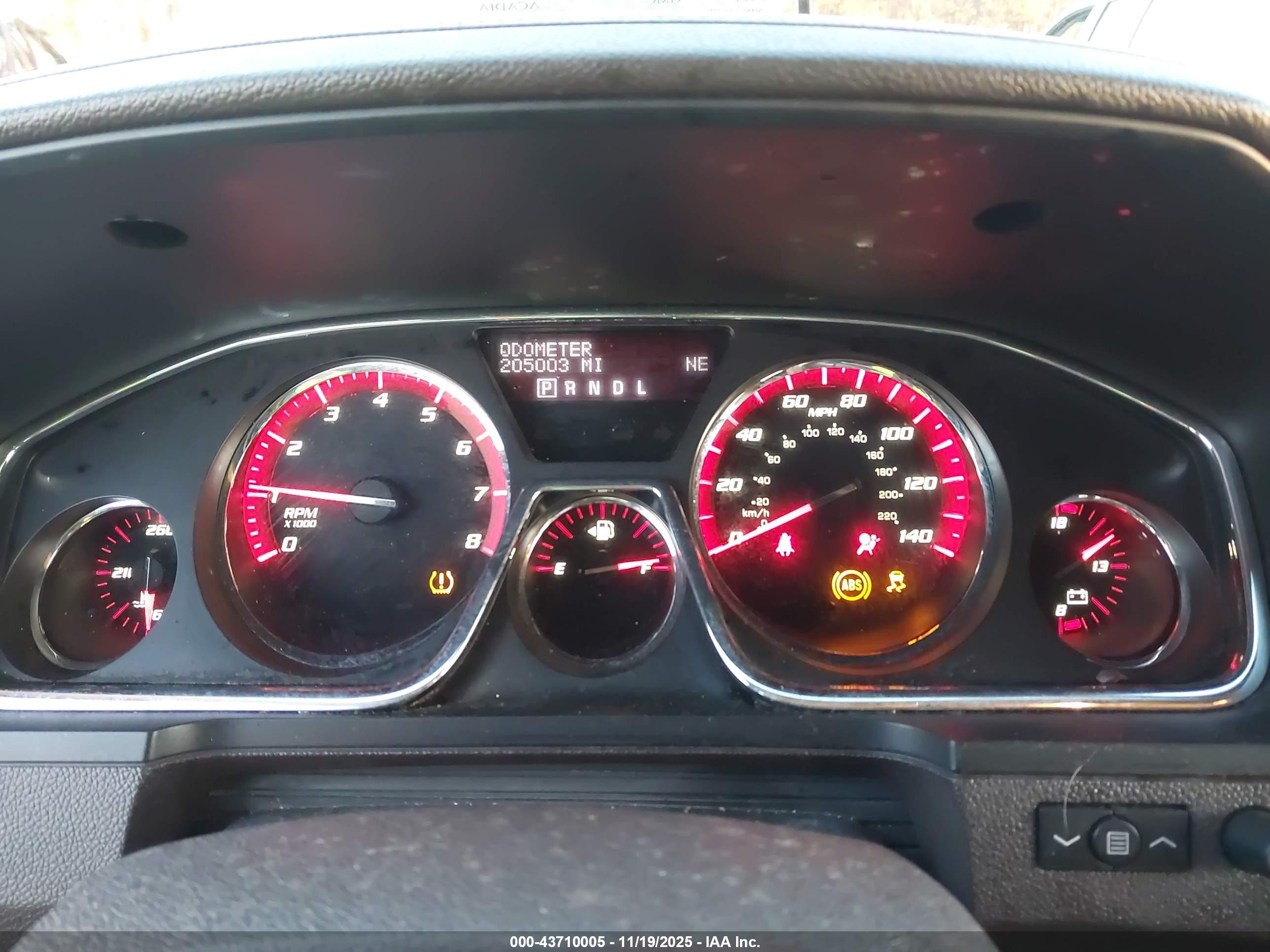 GMC ACADIA image 7