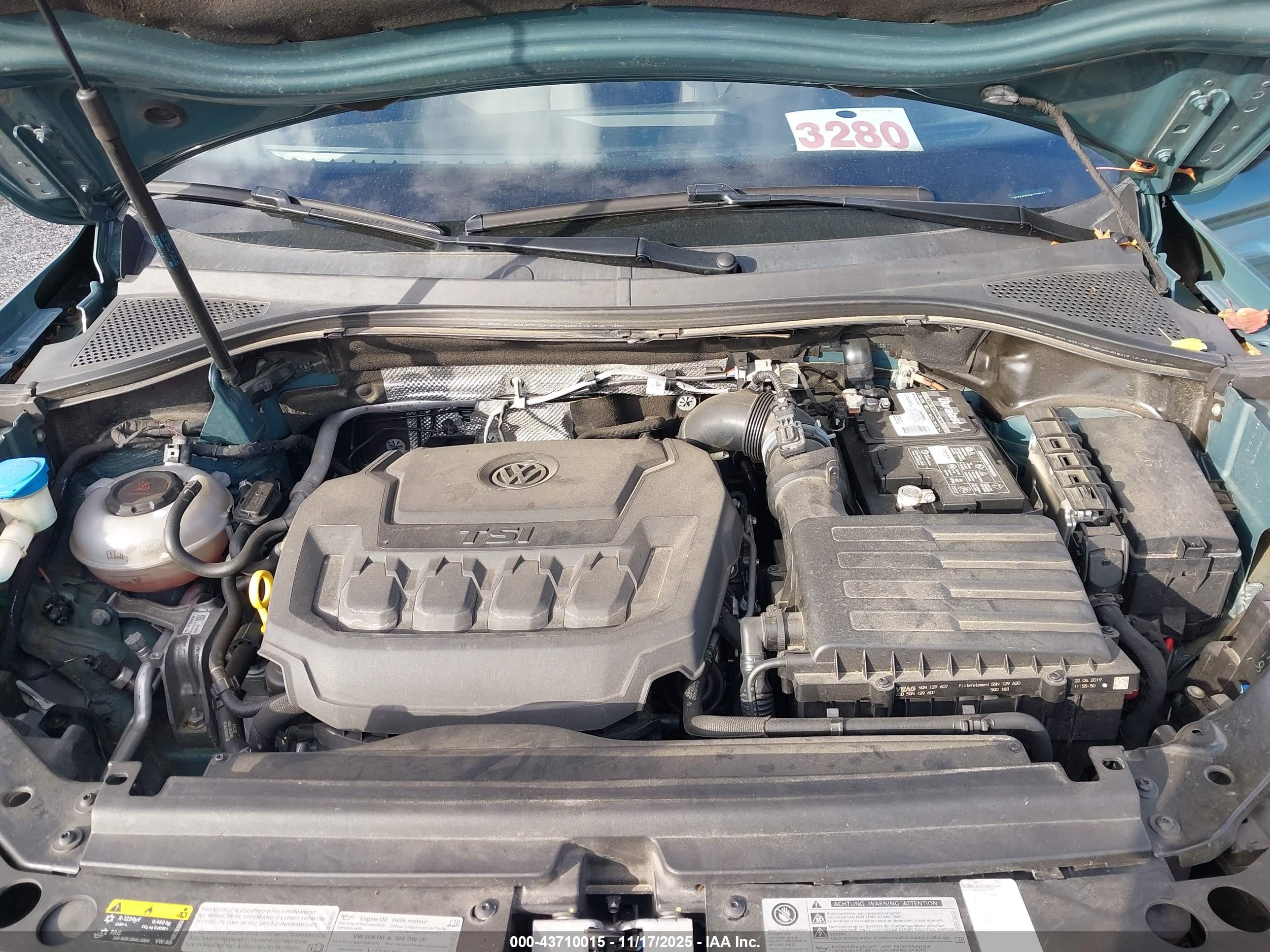 VOLKSWAGEN TIGUAN image 10