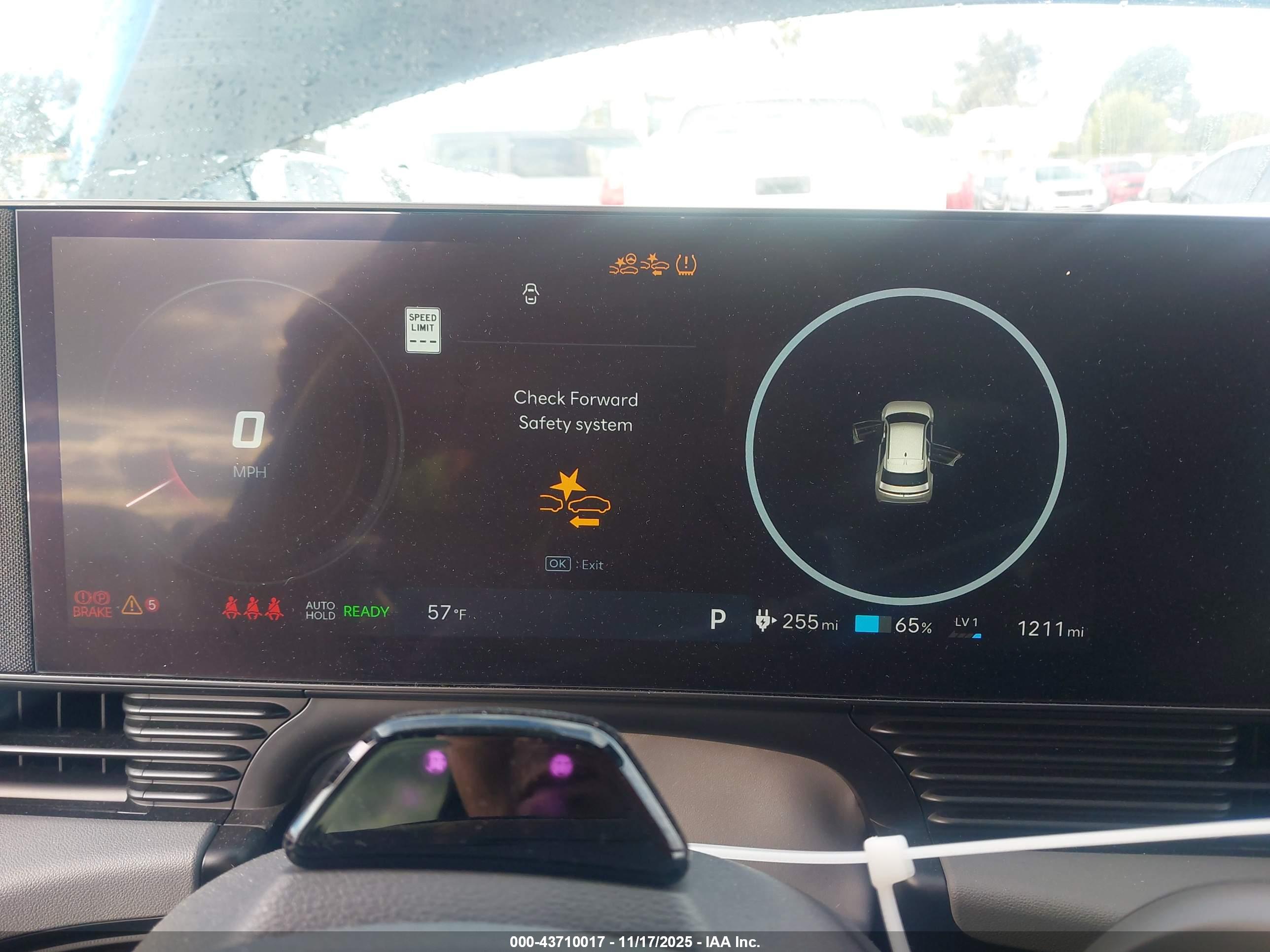 HYUNDAI IONIQ image 7