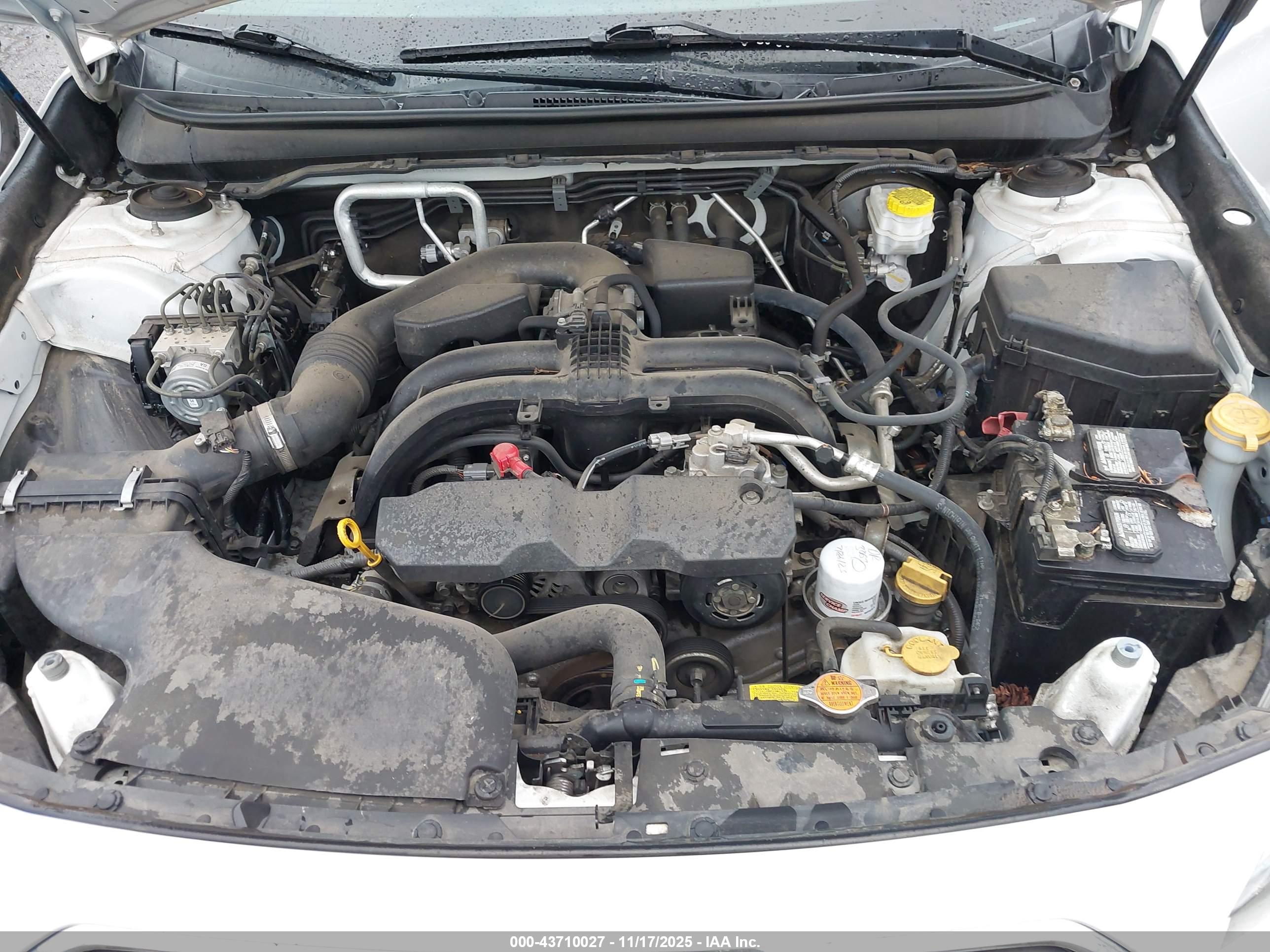 SUBARU OUTBACK image 10